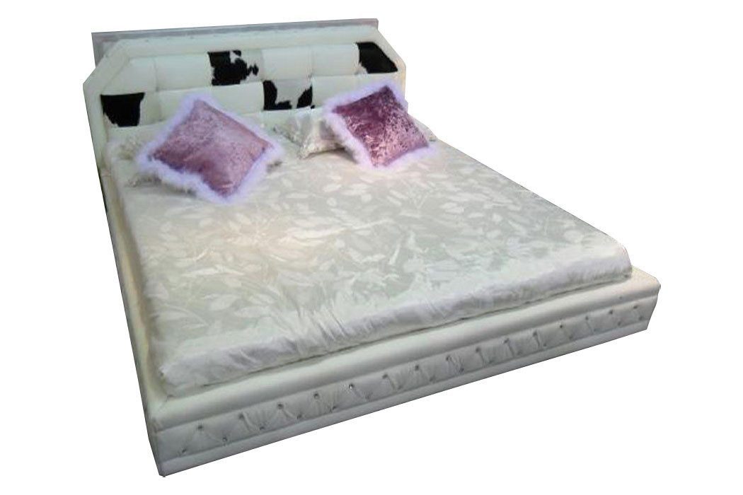 Xlmoebel Bett Chesterfield Doppelbett aus Echtleder mit Ponyfell in Weiß (Doppelbett, Bett), Hergestellt in Europa