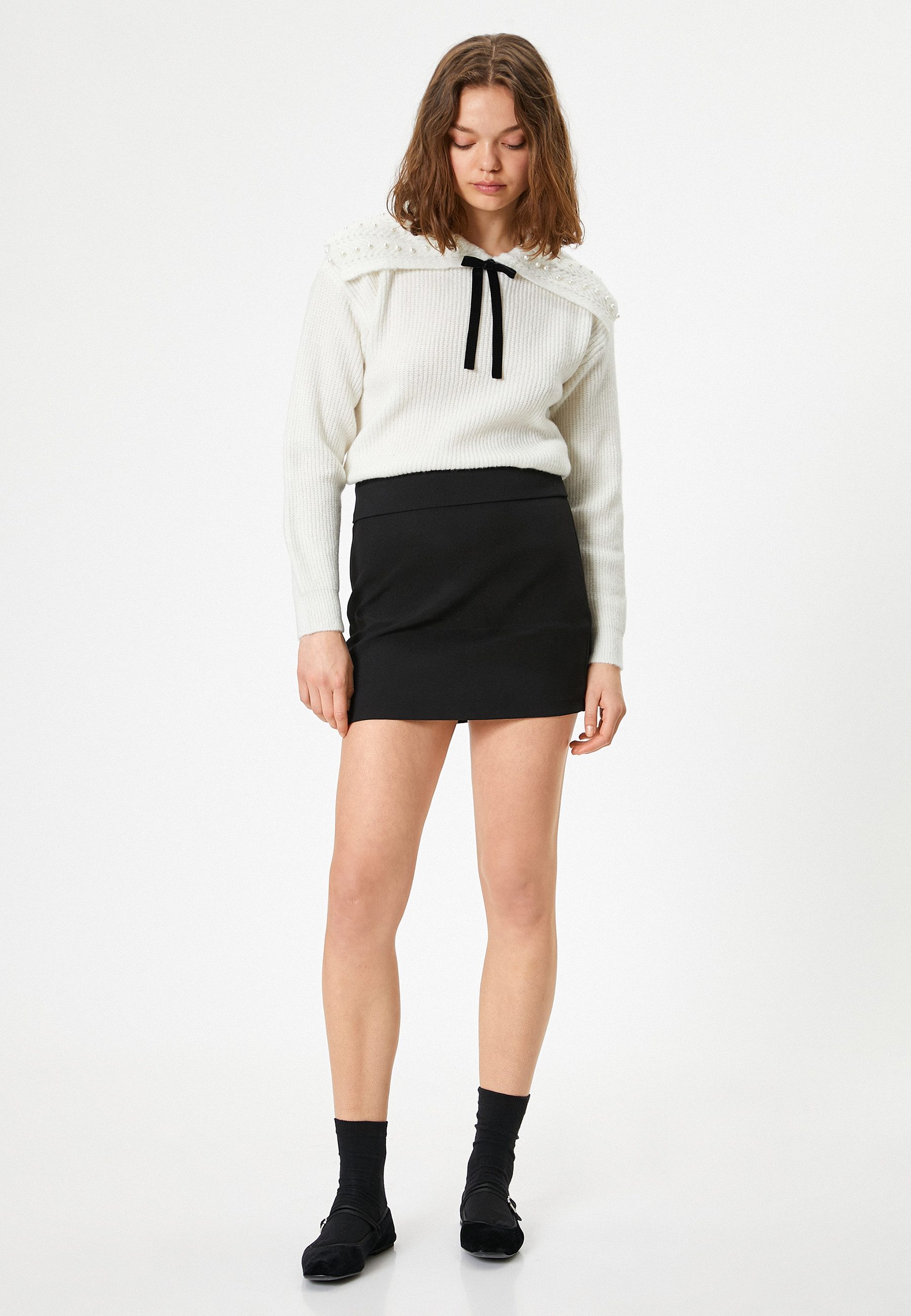Koton Schalkragenpullover Umschlagkragen Mit Perlendetail günstig online kaufen