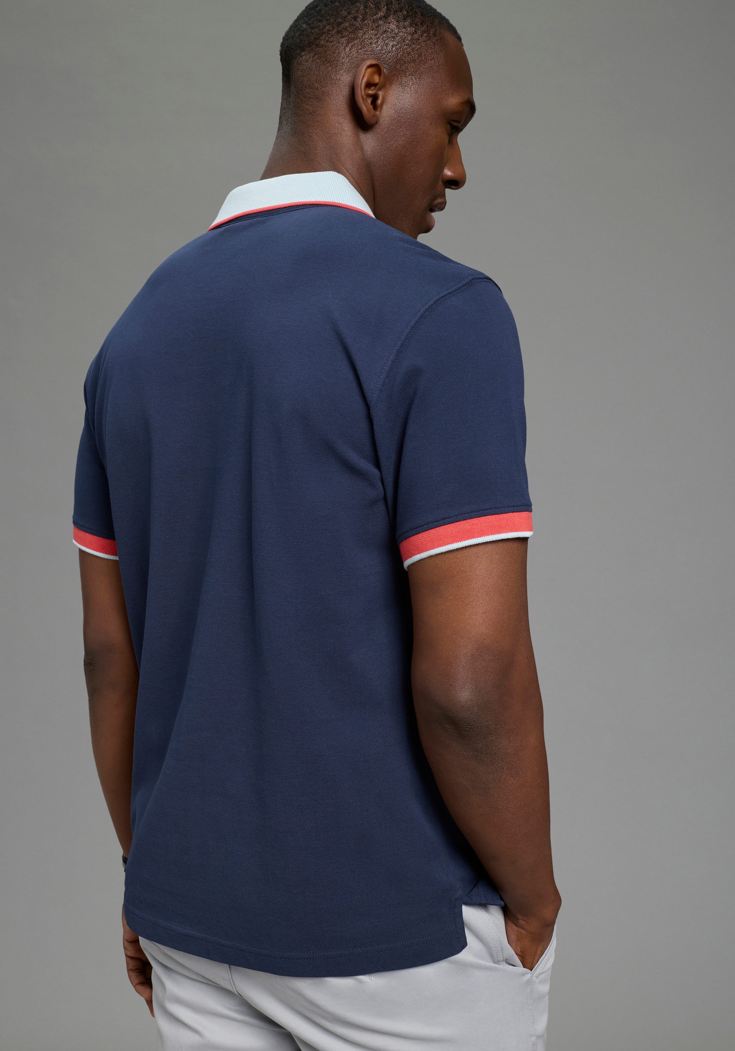 DELMAO Poloshirt Neue Kollektion! klassischer Polokragen, Kurzarm, normale Passform, mit Stickerei