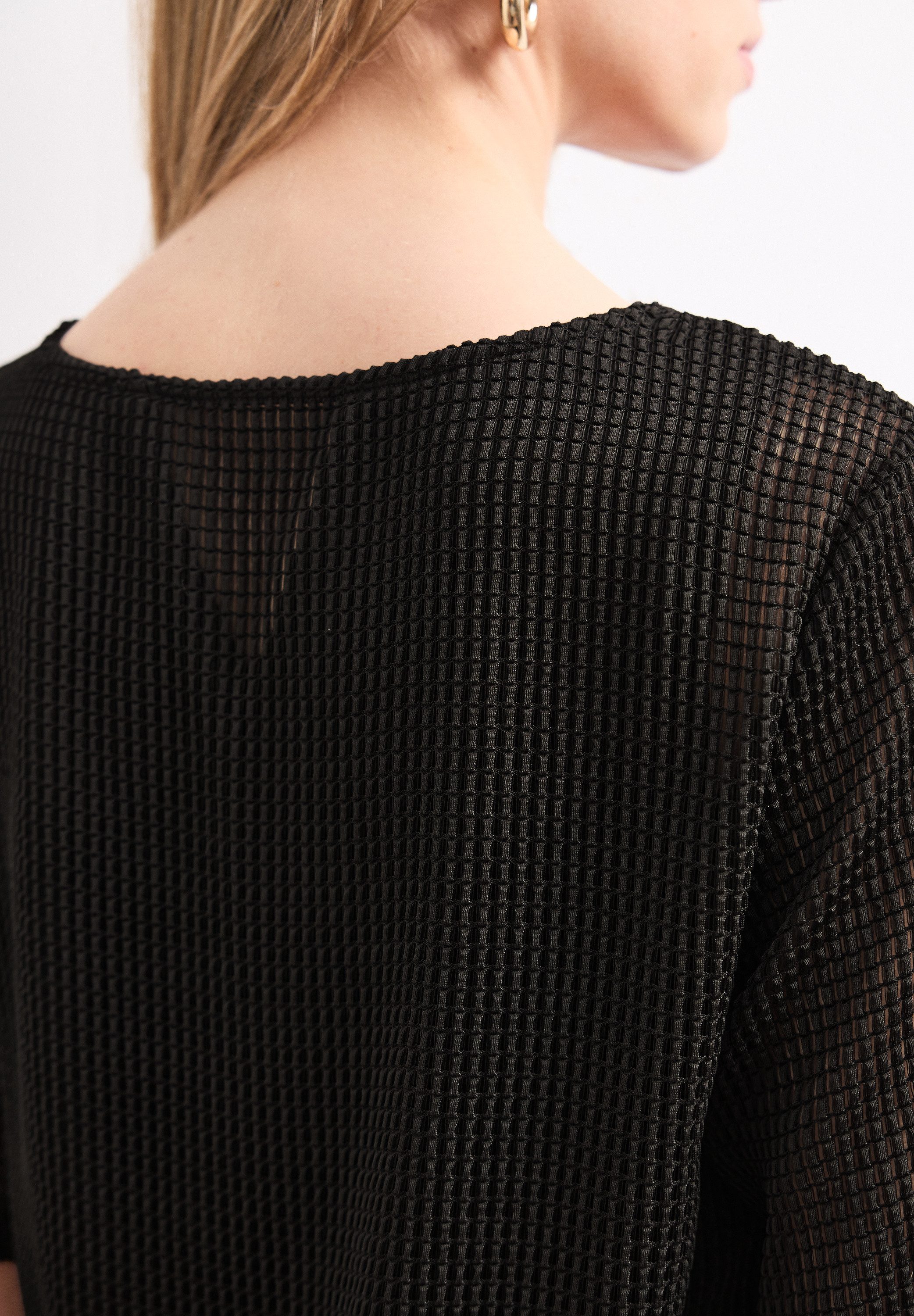STREET ONE 2-in-1-Shirt Sommershirt aus Mesh mit U-Boot-Ausschnitt – Bild 3 von 5