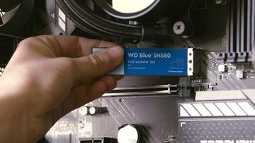 Western Digital WD Blue™ SN580 NVMe™ interne SSD (500 GB) 4000 MB/S Lesegeschwindigkeit, 3600 MB/S Schreibgeschwindigkeit