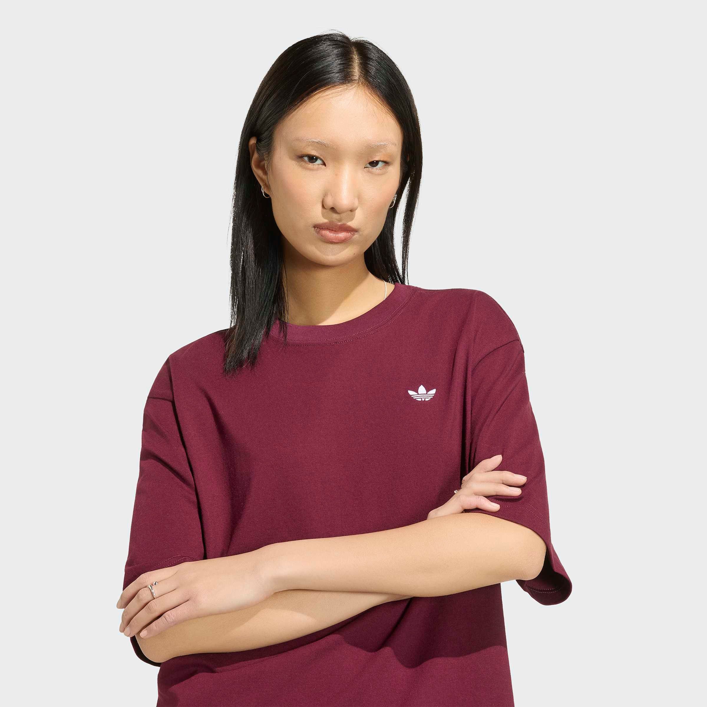 adidas Originals T-Shirt ESSENTIALS, BOYFRIEND-FIT für Erwachsene, mit Kurzarm, ohne Verschluss