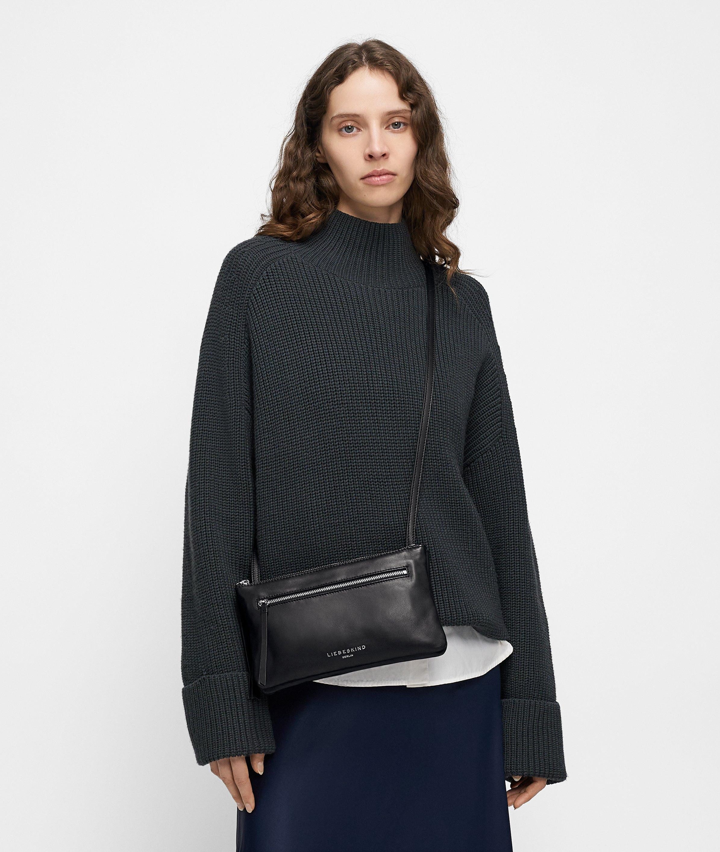 Liebeskind Berlin Umhängetasche Crossbody, Handliche Umhängetasche aus weichem Schafsleder