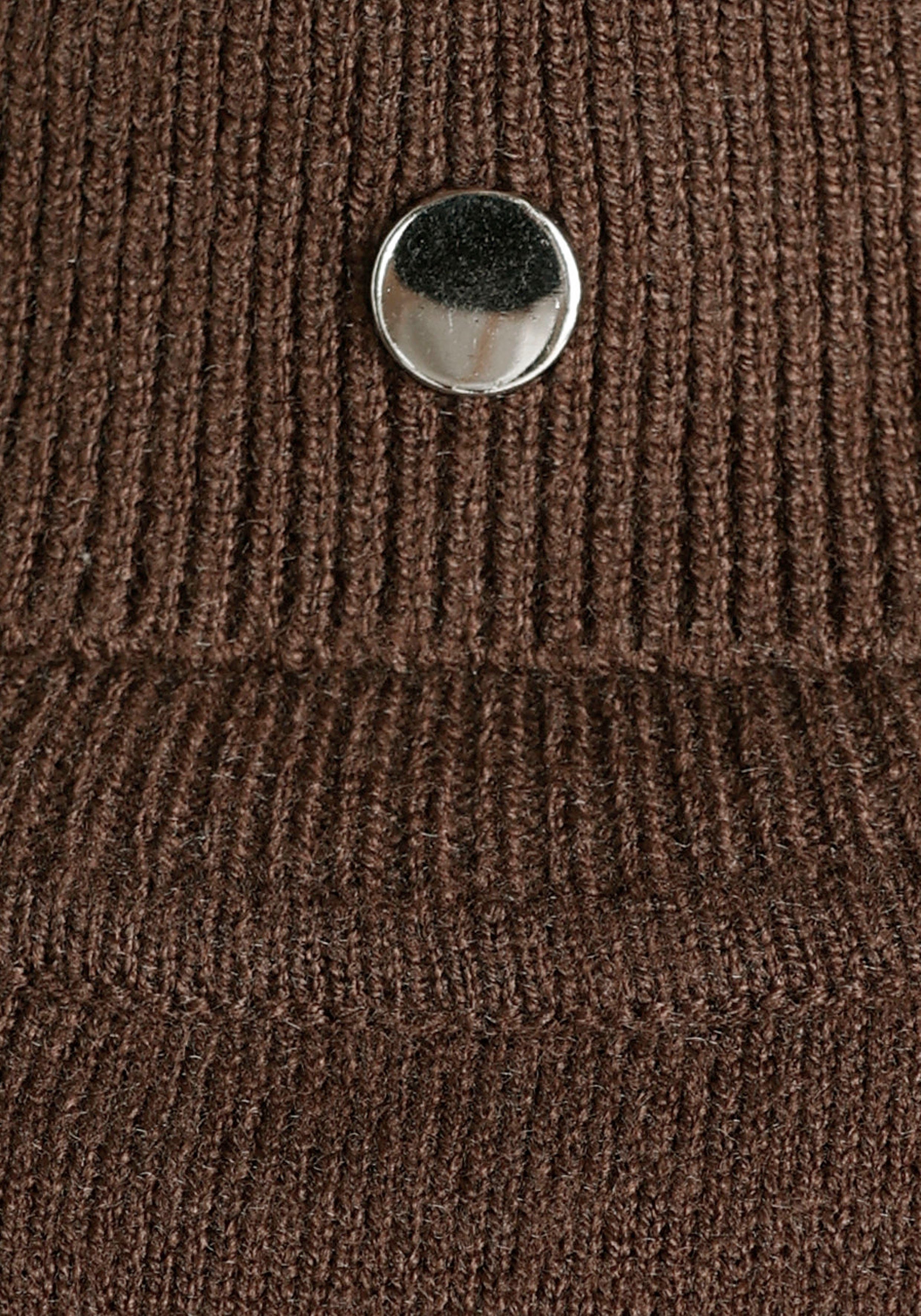 Melrose Rollkragenpullover mit Ziernieten in enger Passform