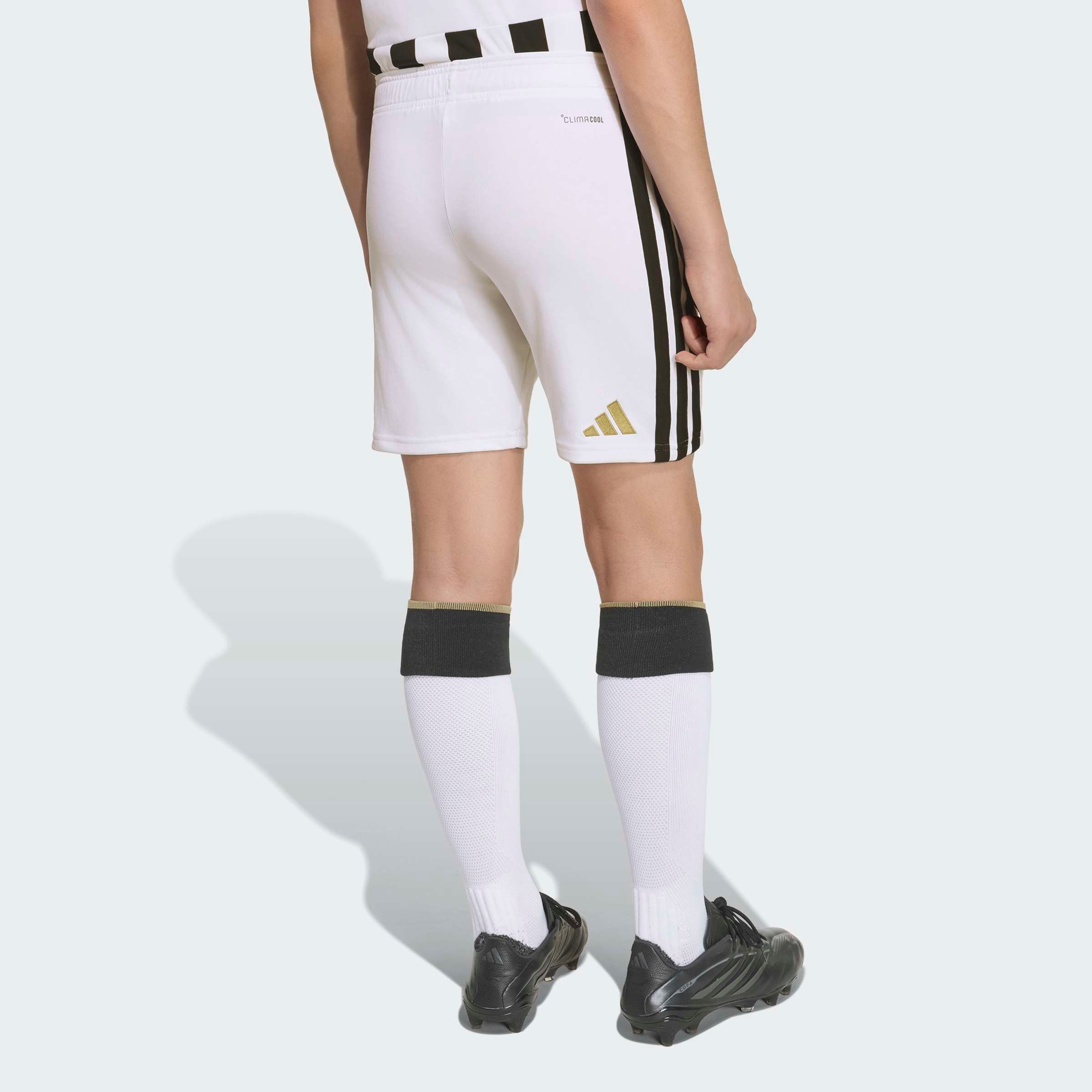 adidas Performance Trainingsshorts JUVE H SHO Y mit mittelhohem Bund, für Fußball, aus Polyester