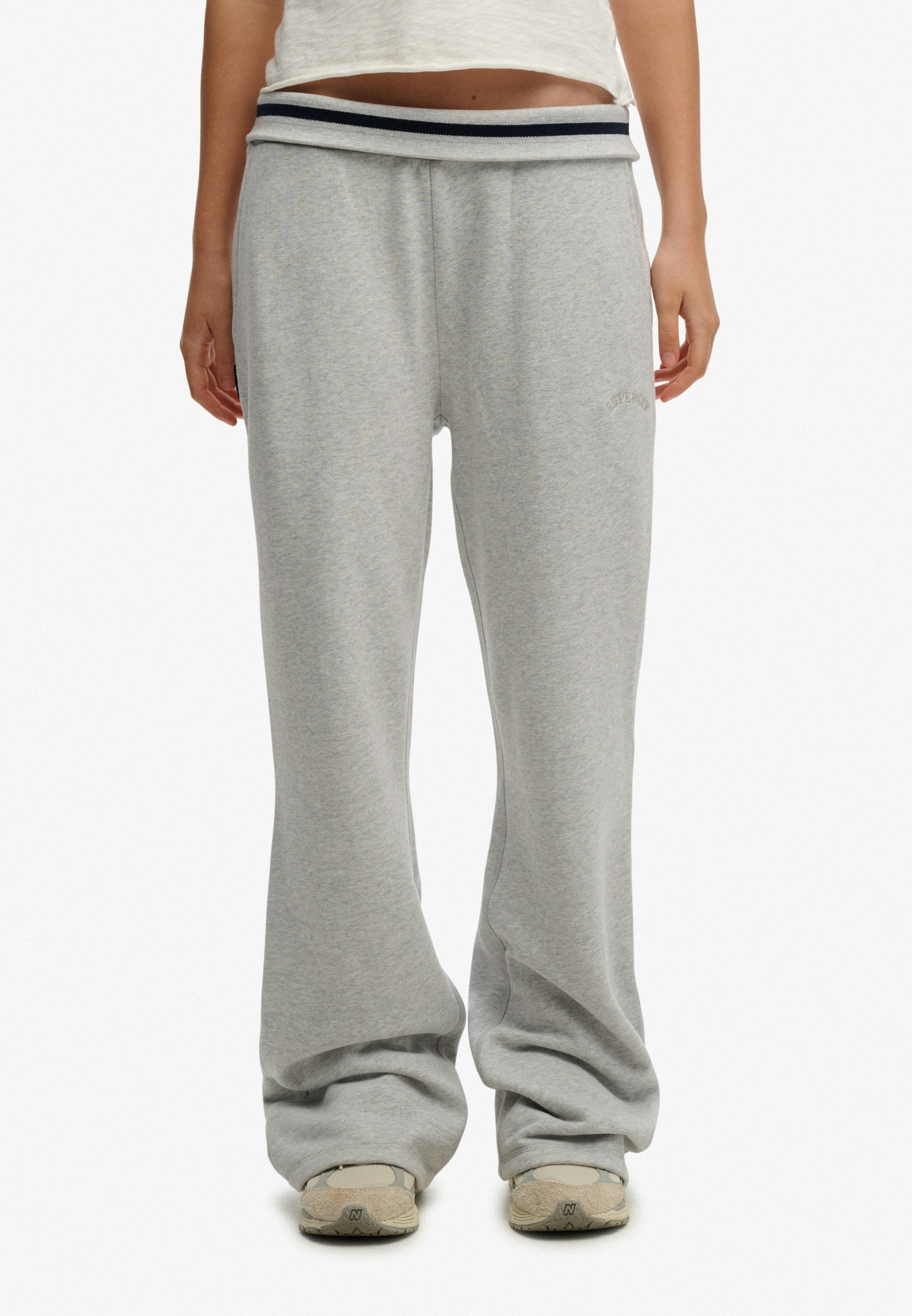 Superdry Sweathose ESSENTIAL LOGO LR FLARE JOGGER günstig online kaufen