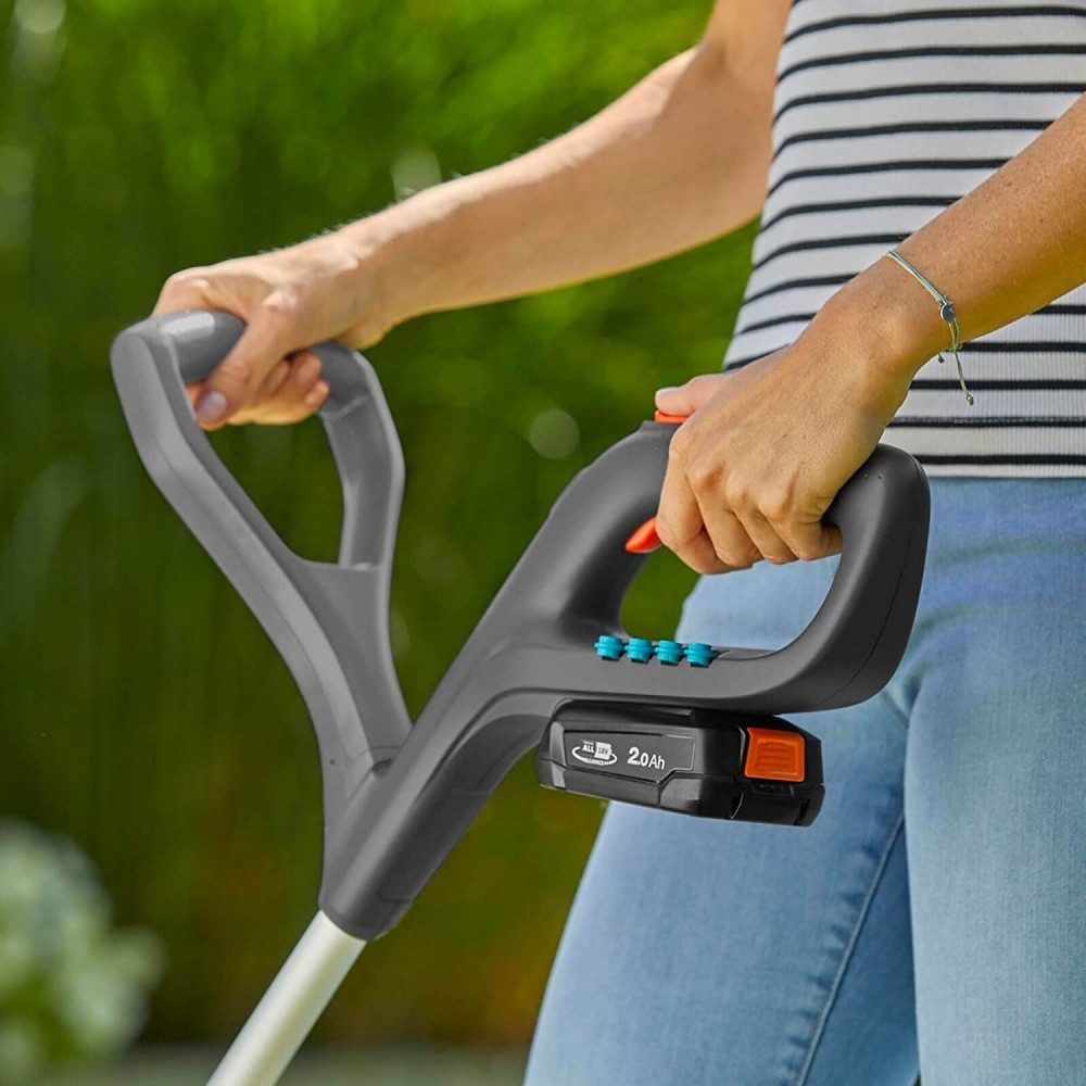 GARDENA Akku-Rasentrimmer Gardena Akku-Trimmer SmallCut 23/18V P4A Set - Trimmer