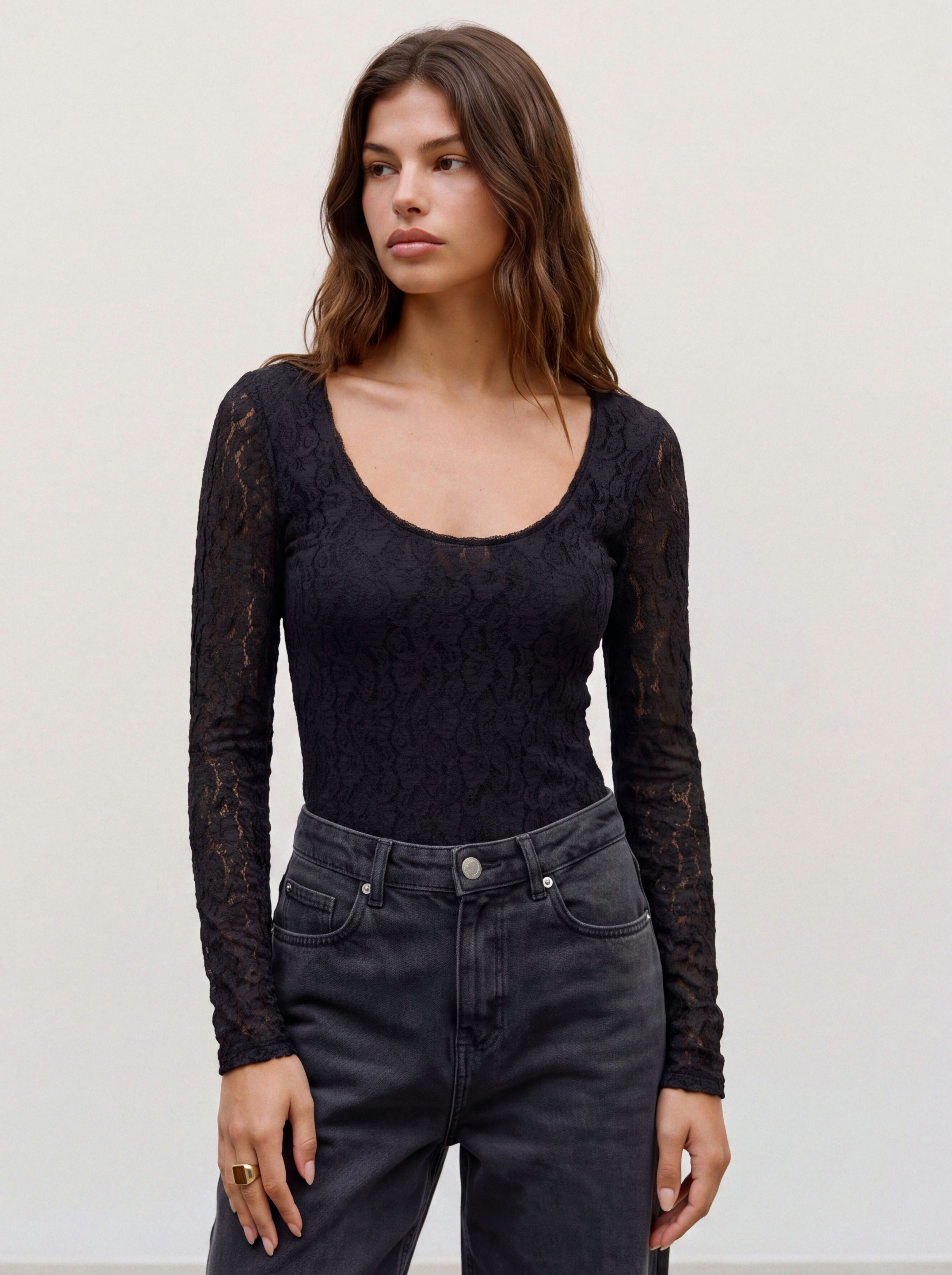 Vero Moda Langarmshirt VMFLORA LS 2-WAY LACE TOP JRS NOOS Materialmix, slim fit