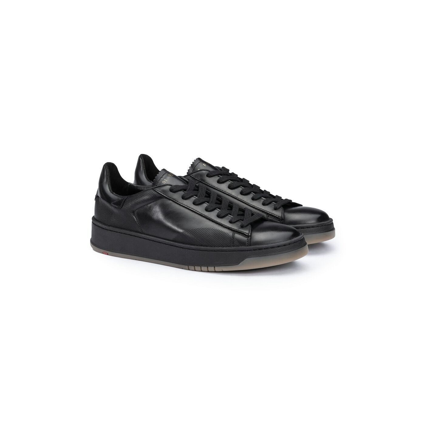 BLACKWELL Slip-On Sneaker