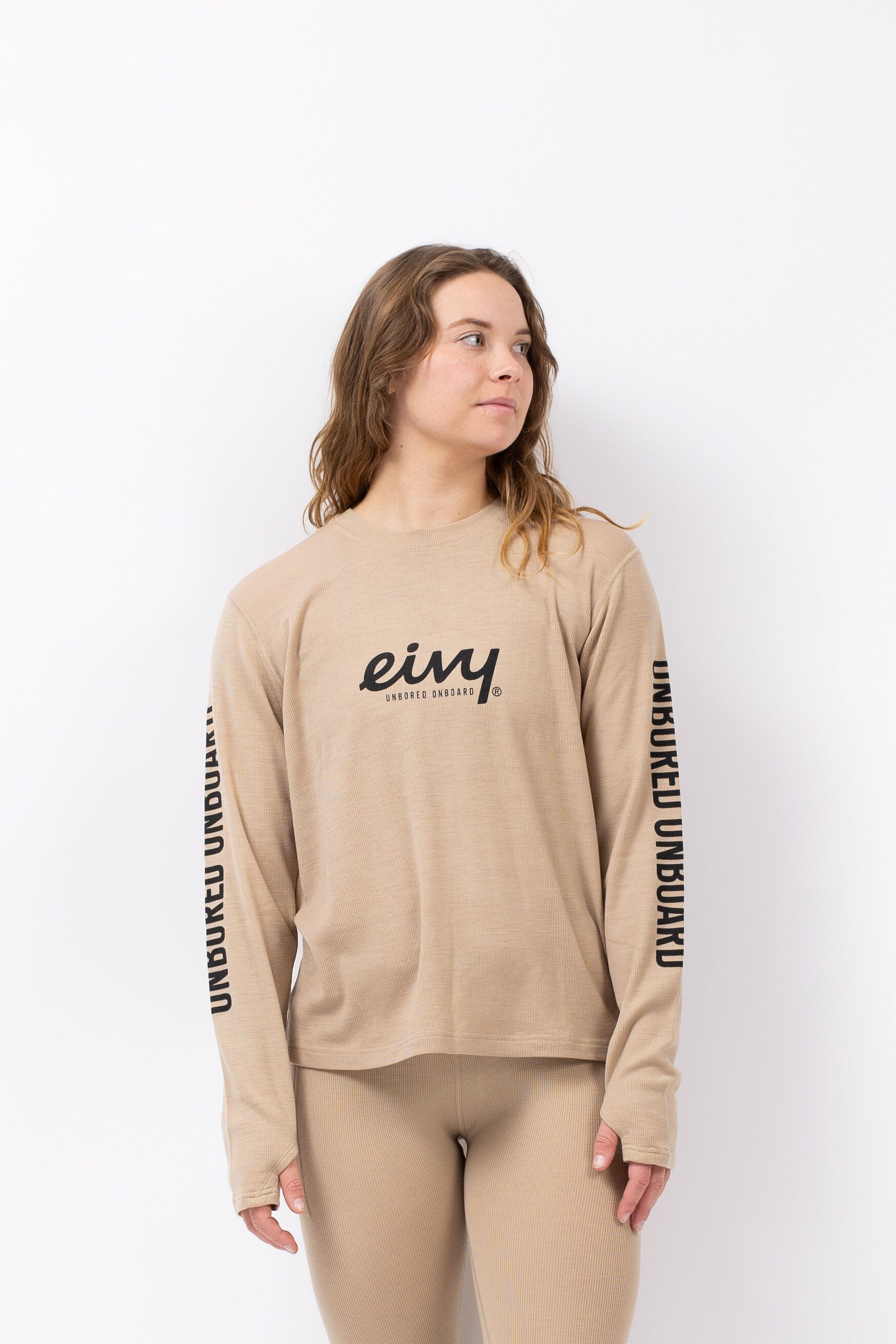 Eivy Print-Shirt (1-tlg) Im coolen Uni-Pastell-Look