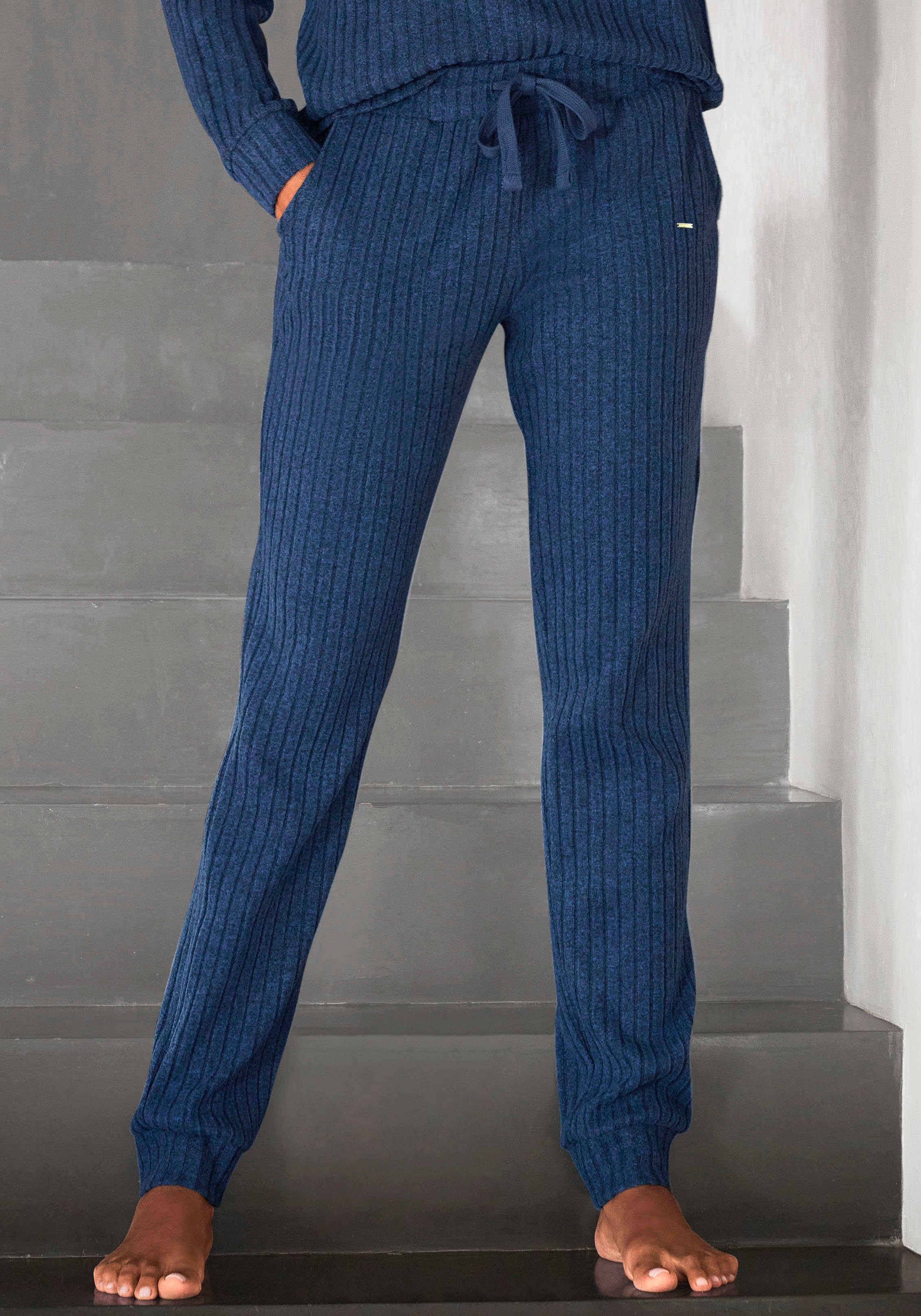 LASCANA Homewearhose -Loungehose in Ripp-Qualität und praktischen Taschen, Loungeanzug blau-meliert