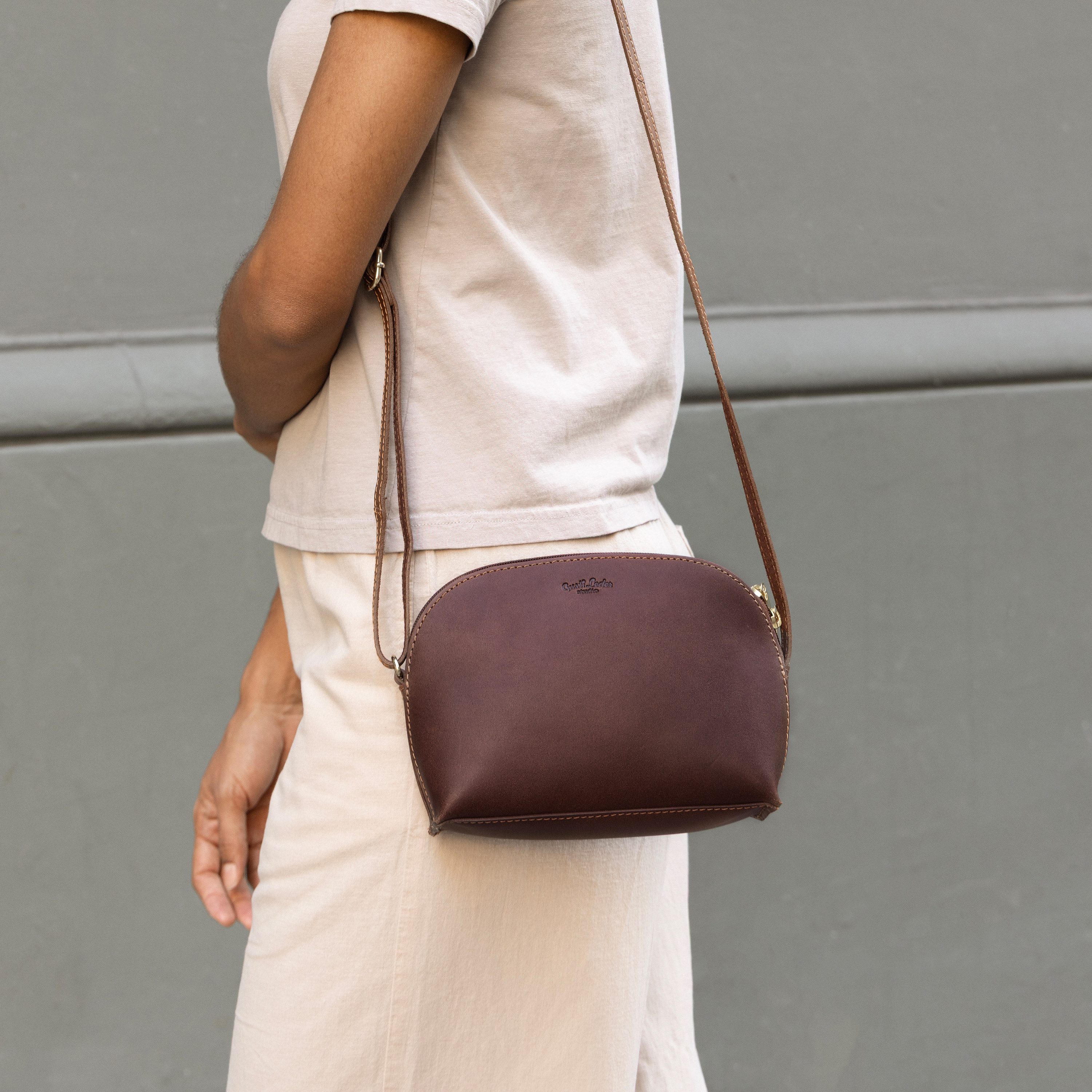 Gusti Leder Handtasche Gusti Leder Handtasche Caio (1-tlg)