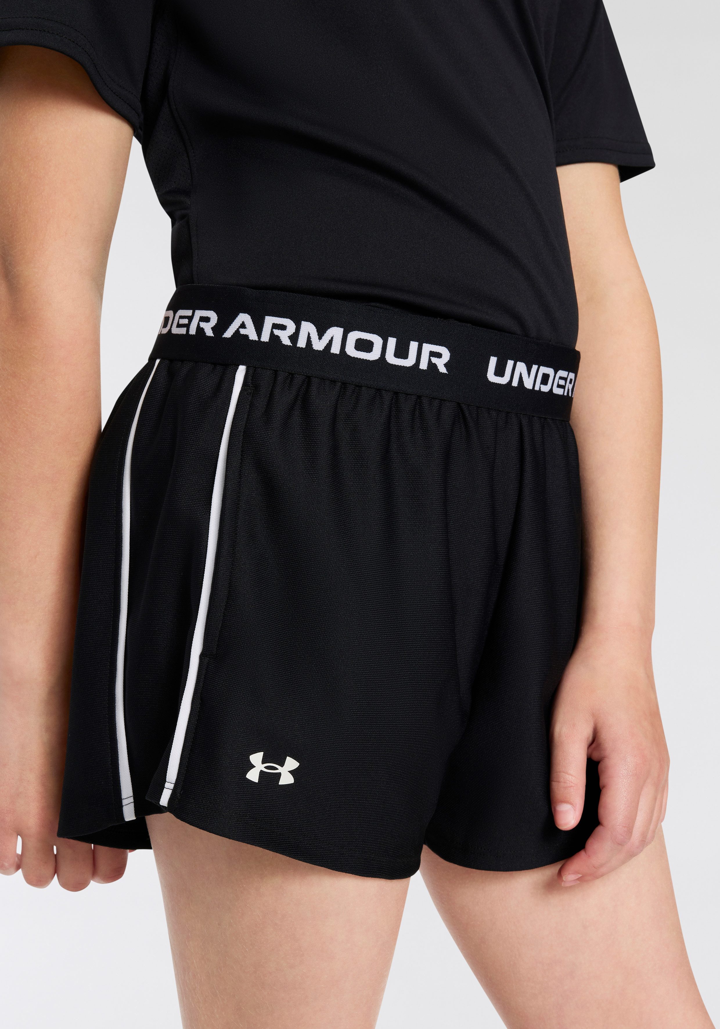Under Armour® Trainingsshorts TECH mit Logoschriftzügen und Logodruck, leichtes Material