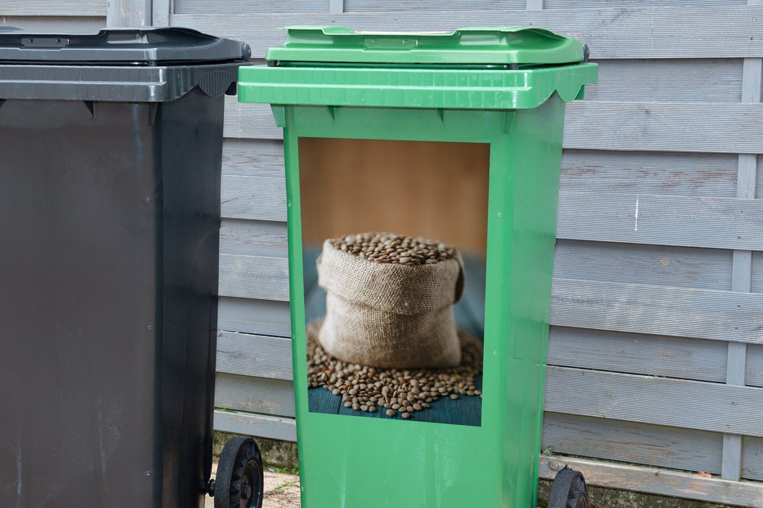 Tüte Mülleimer-aufkleber, Eine Container, MuchoWow mit Linsen (1 Sticker, Mülltonne, Wandsticker kleine St), gefüllt Abfalbehälter