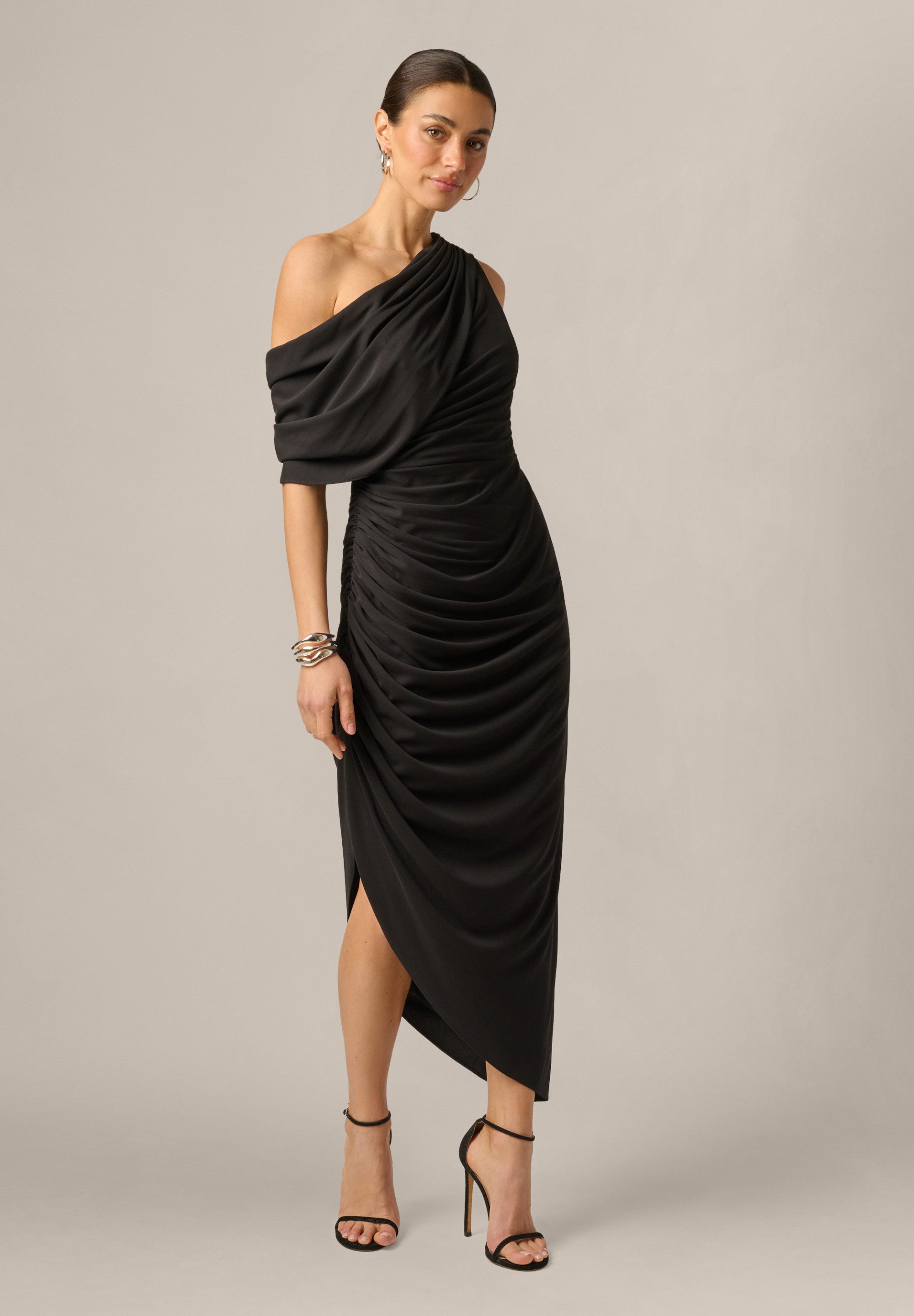 Adrianna Papell Abendkleid Artisan Jersey Long Dress Raffiniertes und elegantes Midi-Kleid mit einem Träger