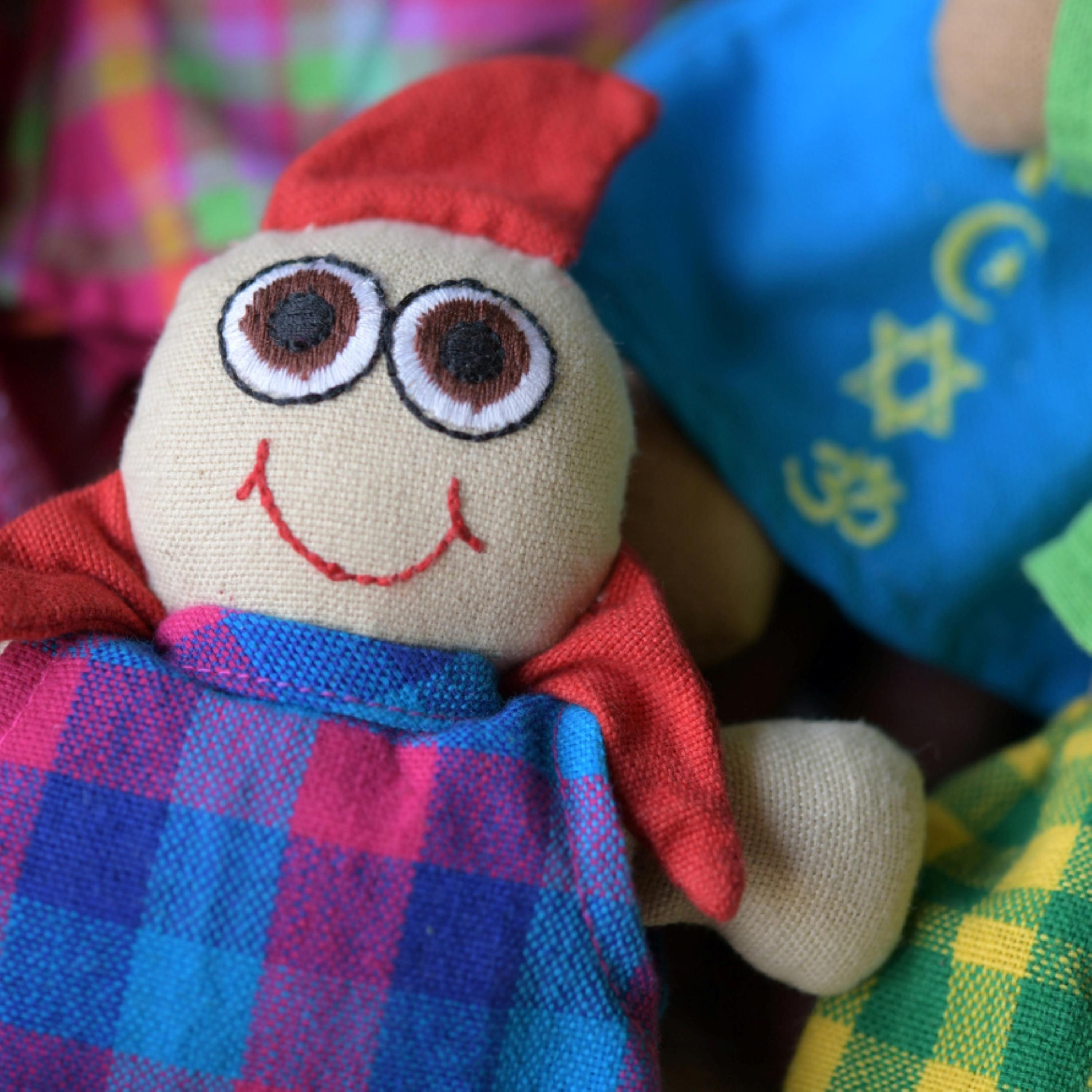 El Puente Stoffpuppe Vielfaltspuppe "Sara", Handmade, Handmade