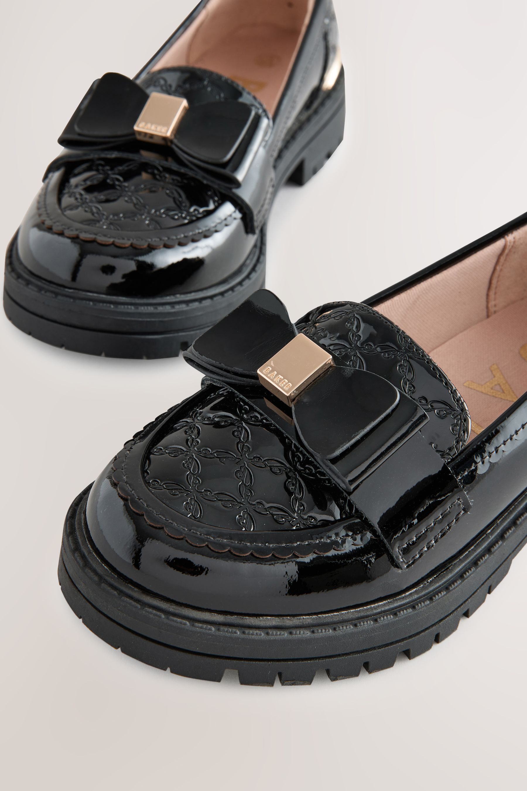 Baker by Ted Baker Baker by Ted Baker derbe Loafer mit Schleife Loafer (1-tlg)