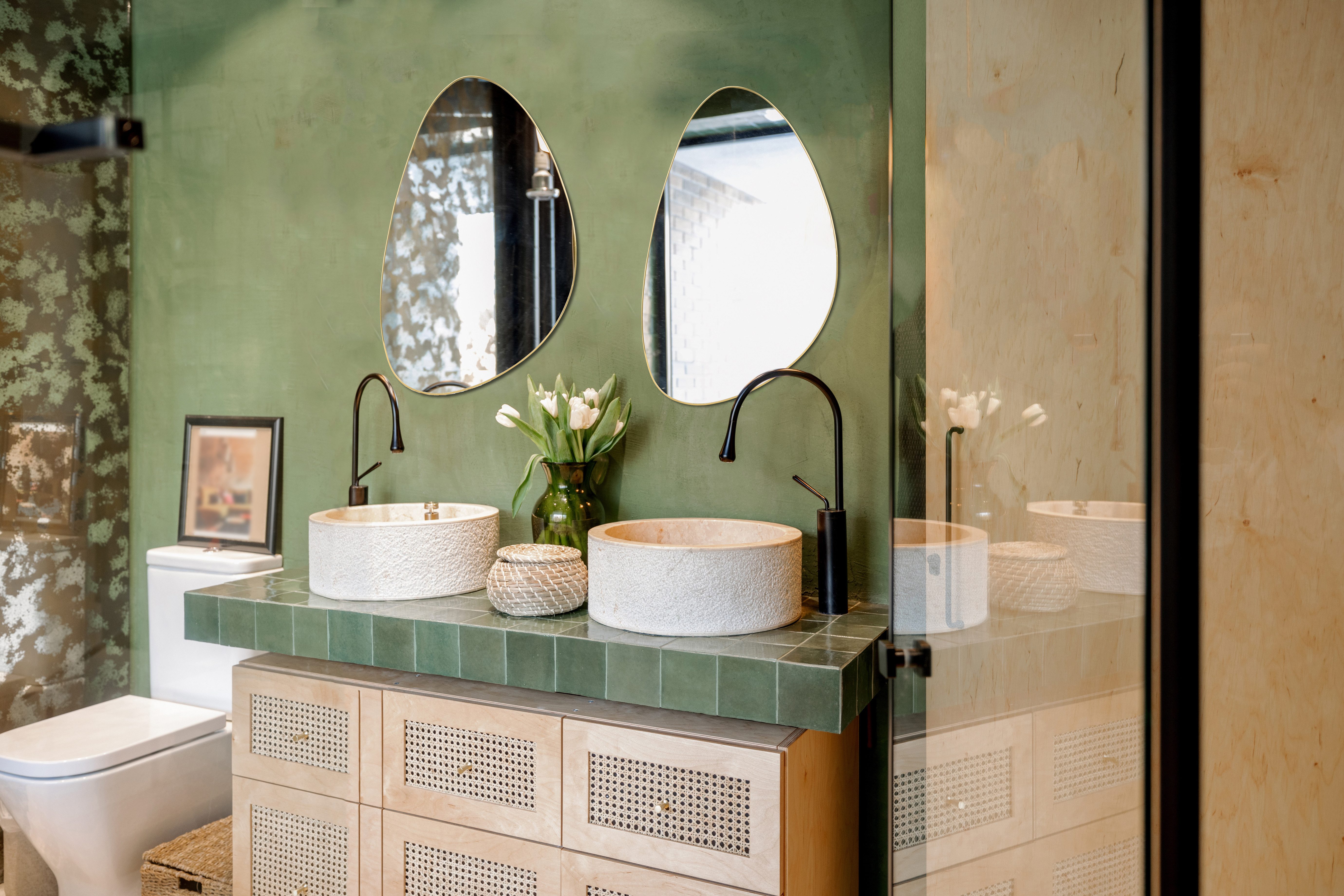 MIRRORS AND MORE Dekospiegel Idona (1-St), mit Metallrahmen