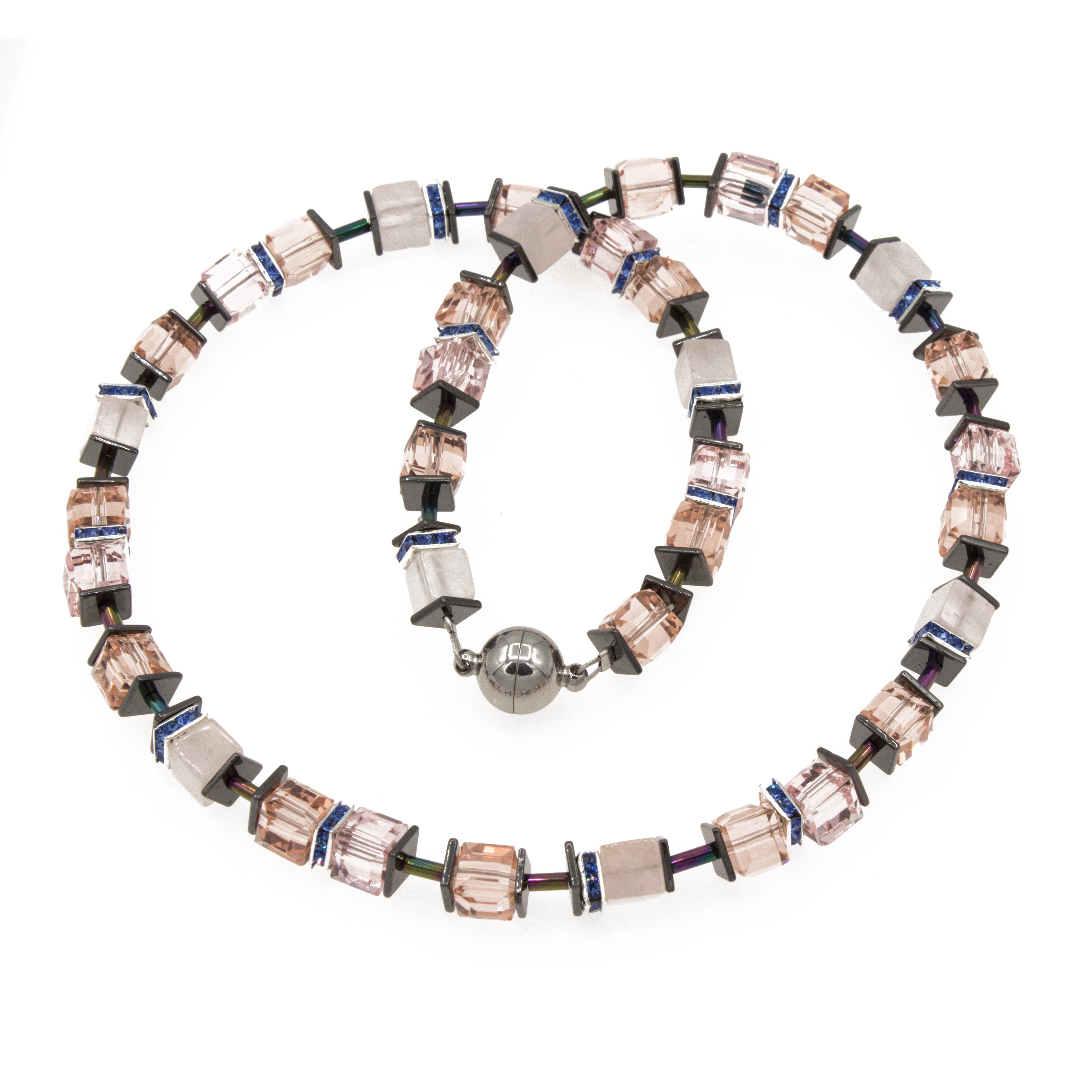 Bella Carina Perlenkette Würfelkette mit Glaswürfeln und Rosenquarz rosa, Würfelperlen