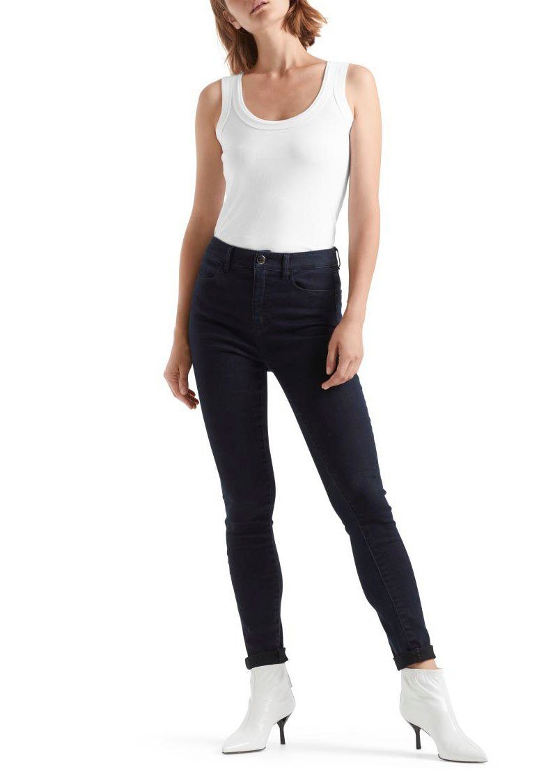 Marc Cain Tanktop "Collection Essential" Premium Damenmode Tanktop aus Feinripp