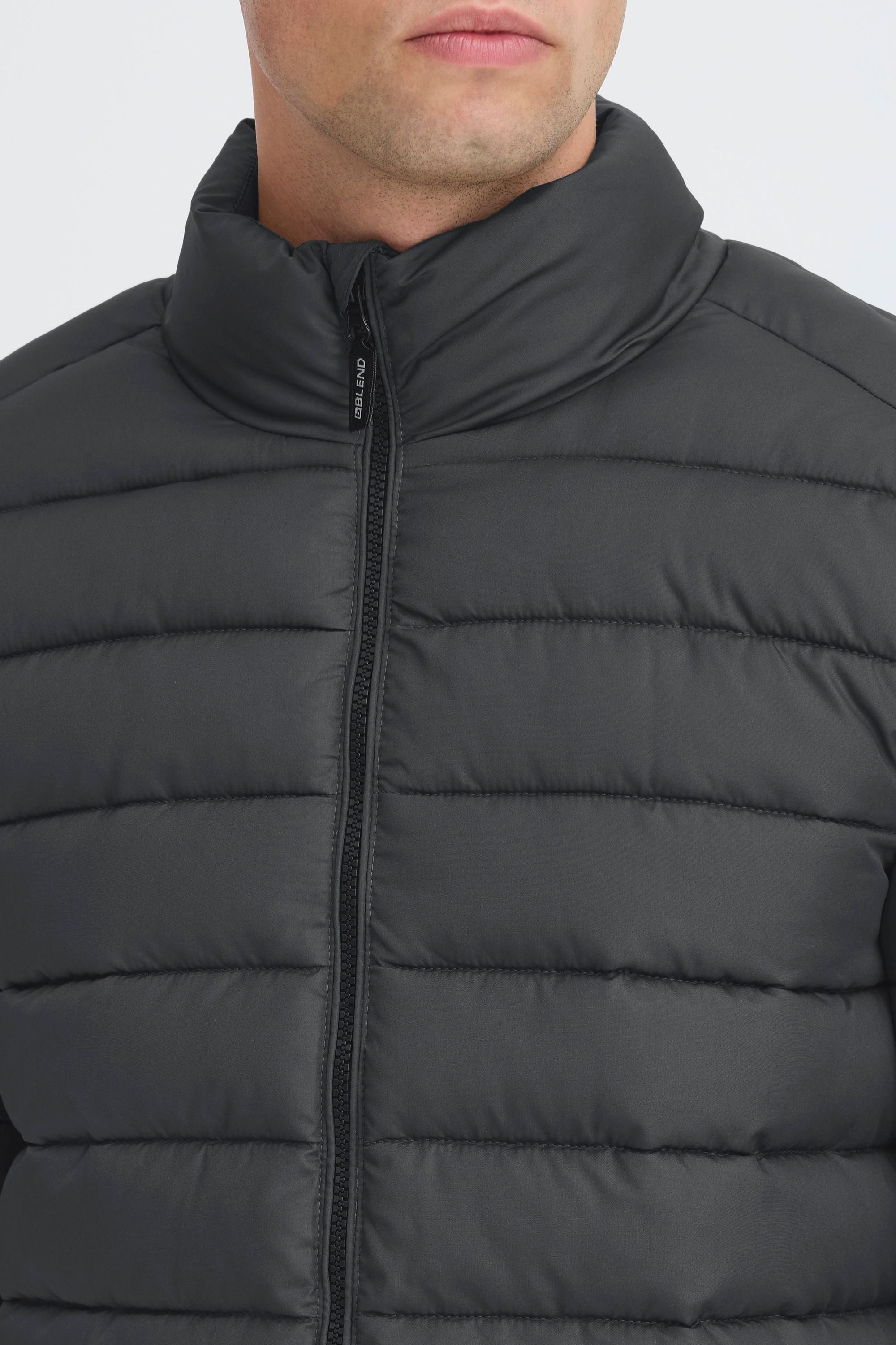Blend Steppjacke BHelax (1-St) Schicke Steppjacke mit Reißverschlusstaschen