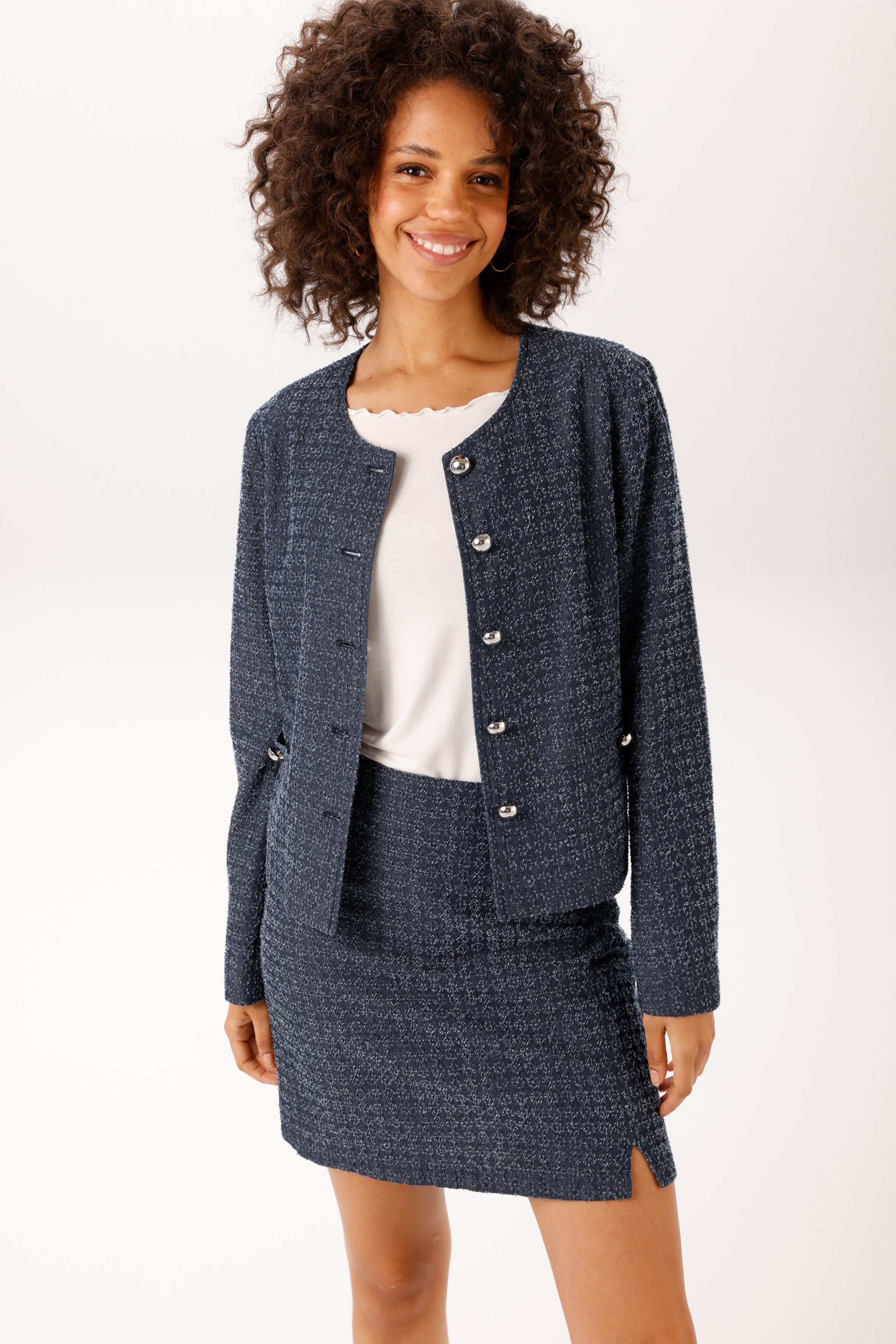 Aniston CASUAL Kurzblazer aus strukturiertem Denim-Jacquard - NEUE KOLLEKTION