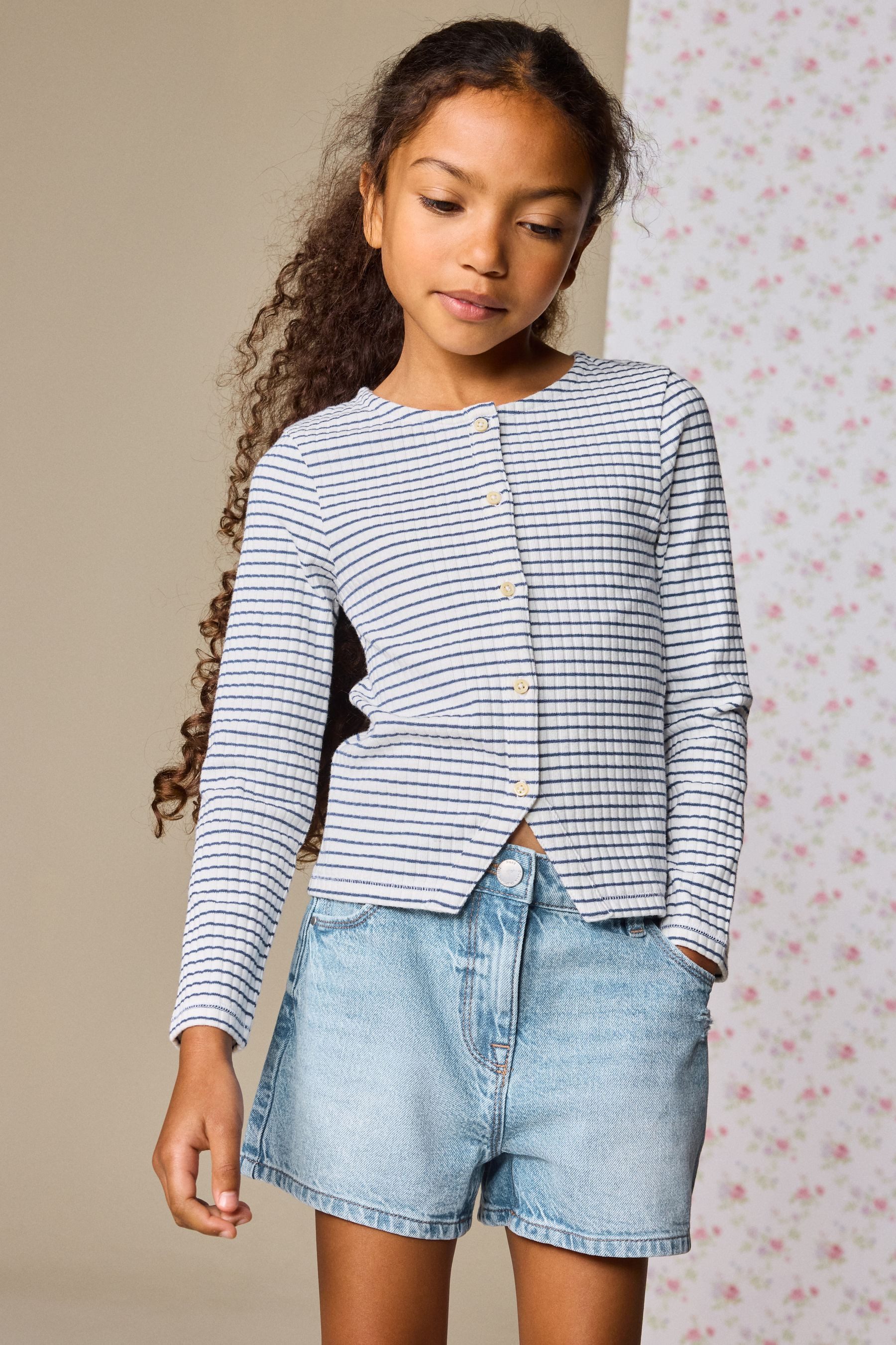 Next Strickjacke Gerippte langärmelige Strickjacke (1-tlg)