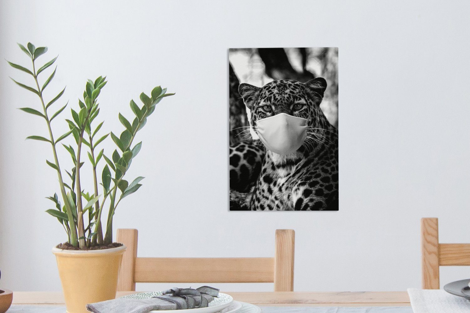 OneMillionCanvasses® Leinwandbild 20x30 Leinwandbild St), Mund inkl. (1 schwarz-weiß, und fertig Gepard Augen - cm Gemälde, strahlend blauen bespannt Zackenaufhänger, mit blauem