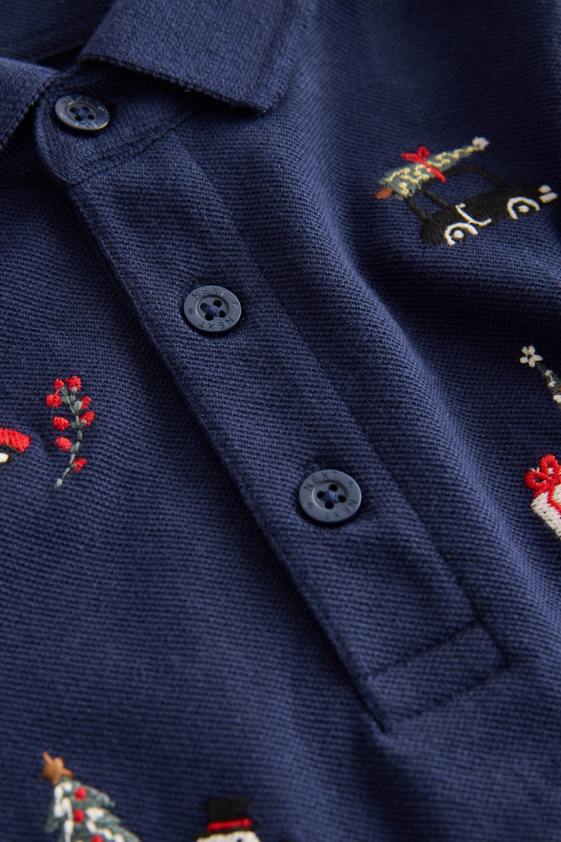 Next Langarm-Poloshirt Langarm-Poloshirt mit weihnachtlicher Stickerei (1-tlg)