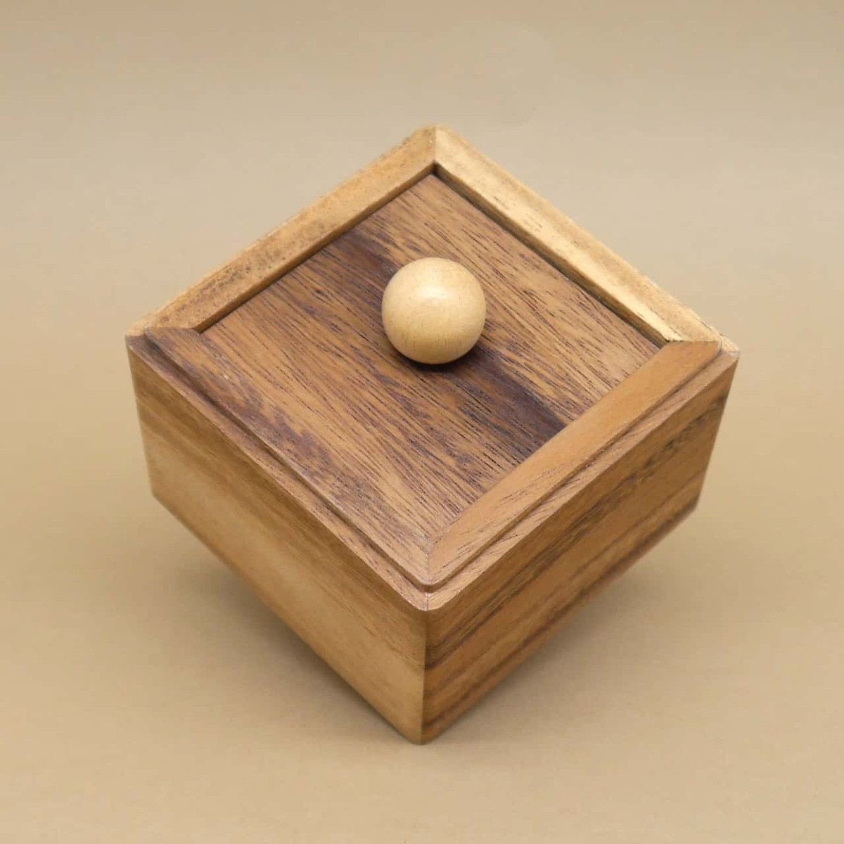 ROMBOL Denkspiele Spiel SCHATZKISTE - witzige Geschenkbox, Geschenkverpackung, Denkspiel