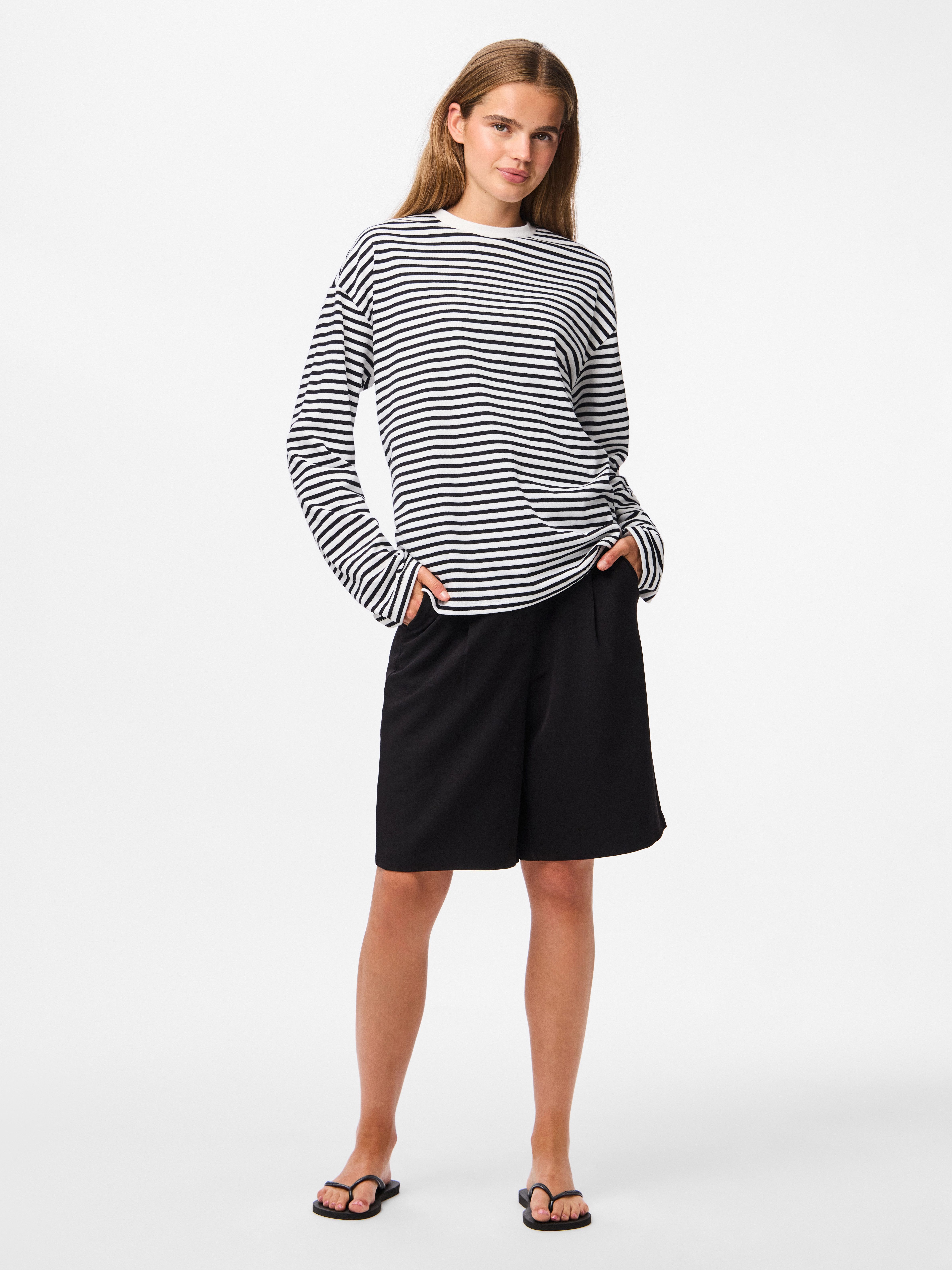 pieces Langarmshirt PCSADIE LS TOP JRS NOOS Baumwollmischung, oversize