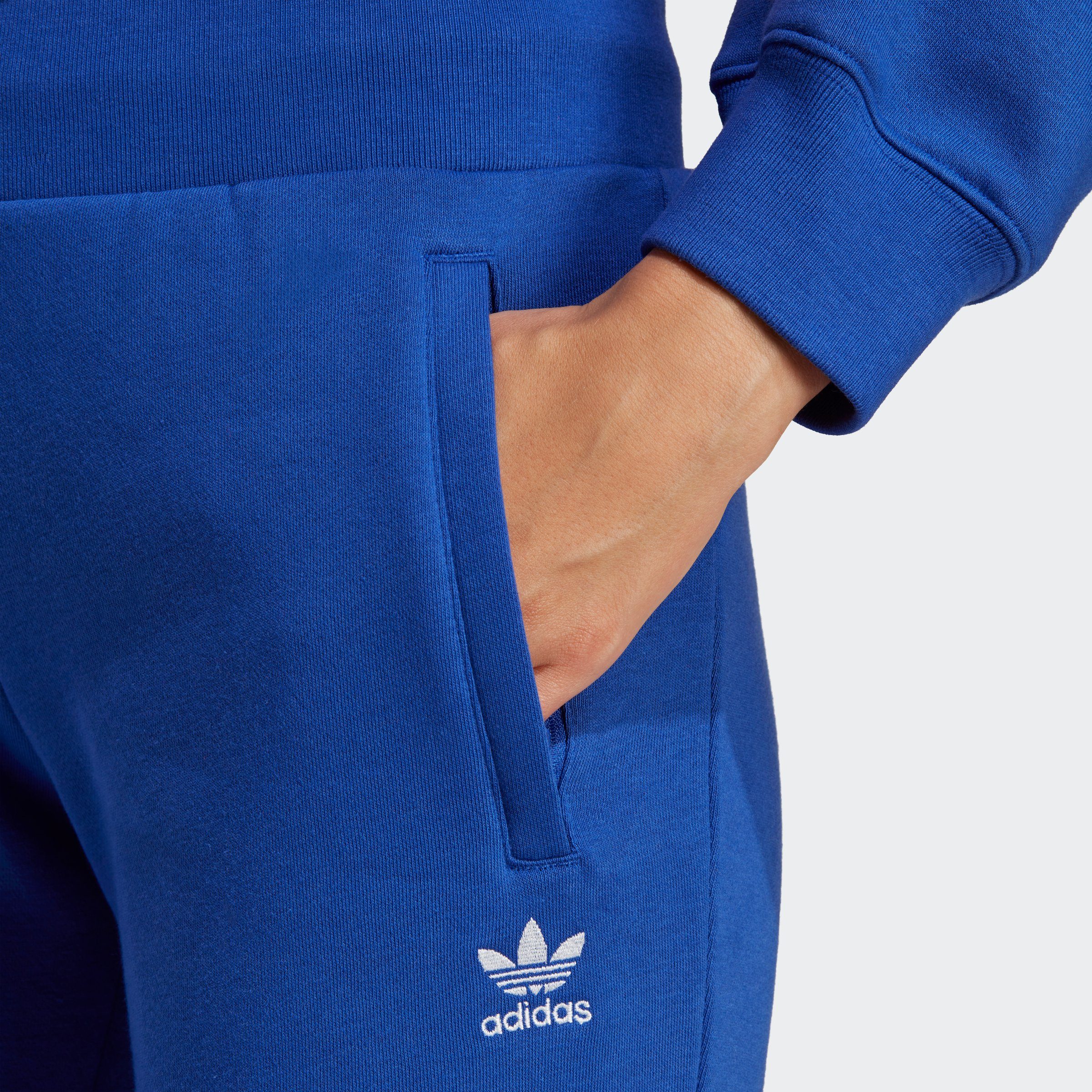Lucid adidas Originals Semi Blue ESSENTIALS FLEECE SLIM (1-tlg) ADICOLOR Sporthose