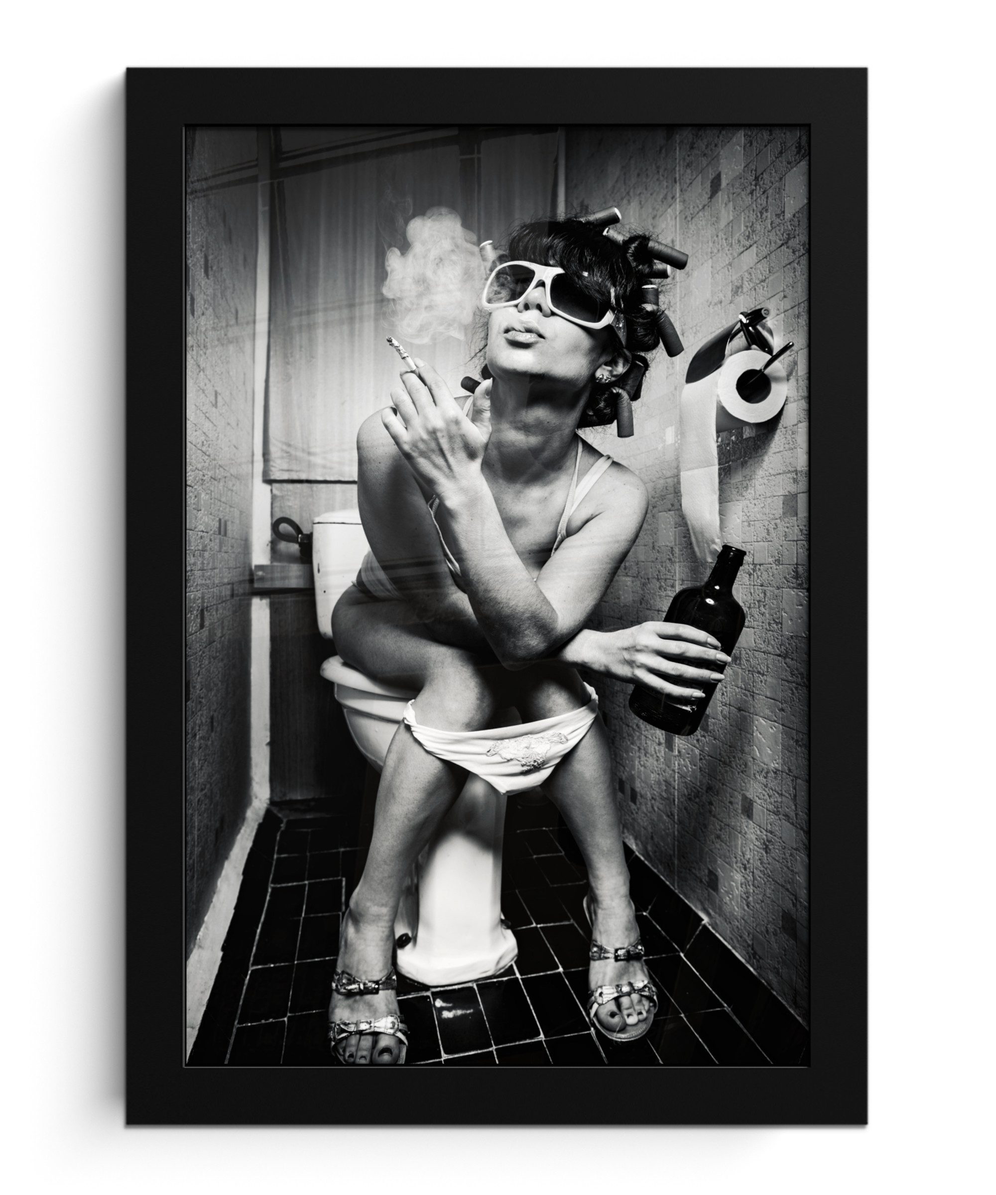 MuchoWow Poster Frau - Vintage - Lockenwickler - Toilette - Zigarette, (1 S günstig online kaufen