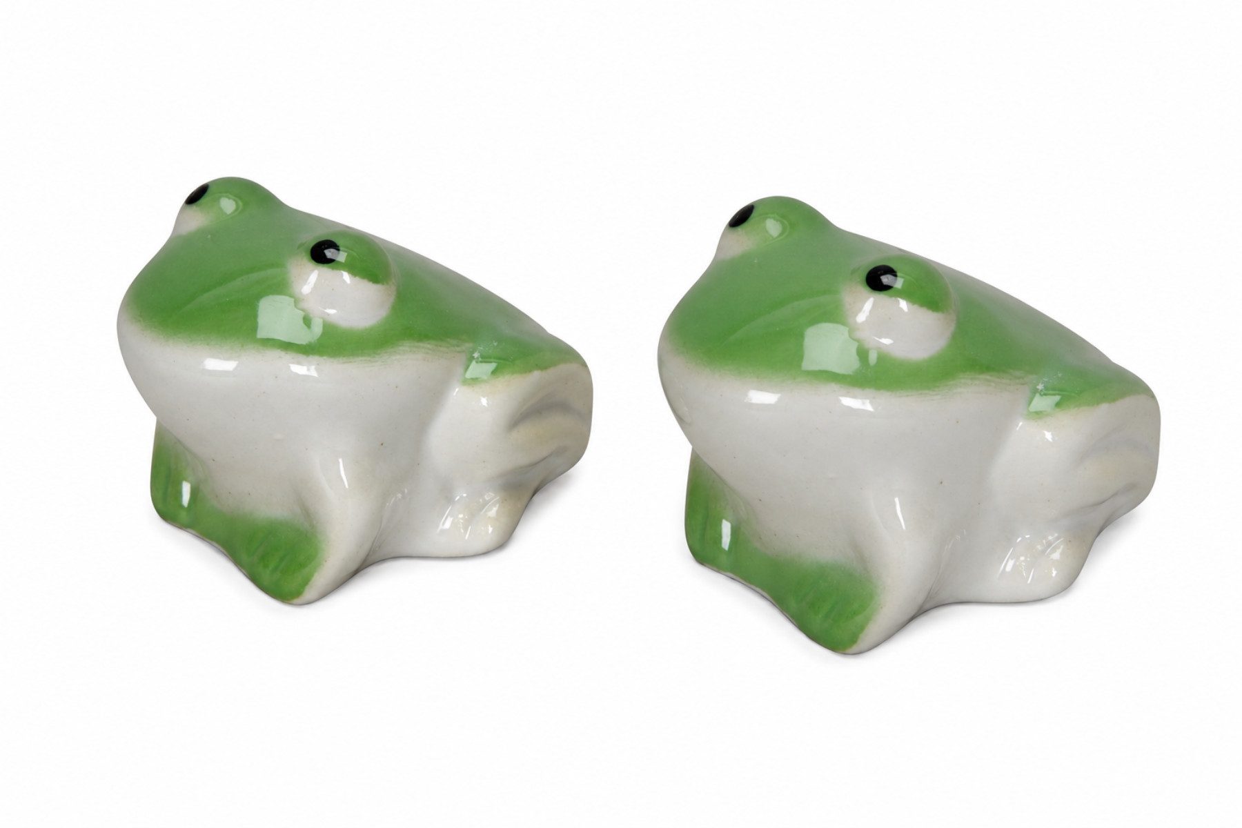 finehomegarden Teichfigur Schwimmfrosch aus Porzellan grün Dekorativer Schwimmfrosch Deko, (Set, 2-St., 2 tlg), 2er Set 7x5cm H5cm Niedliche Teich- und Gartendekoration