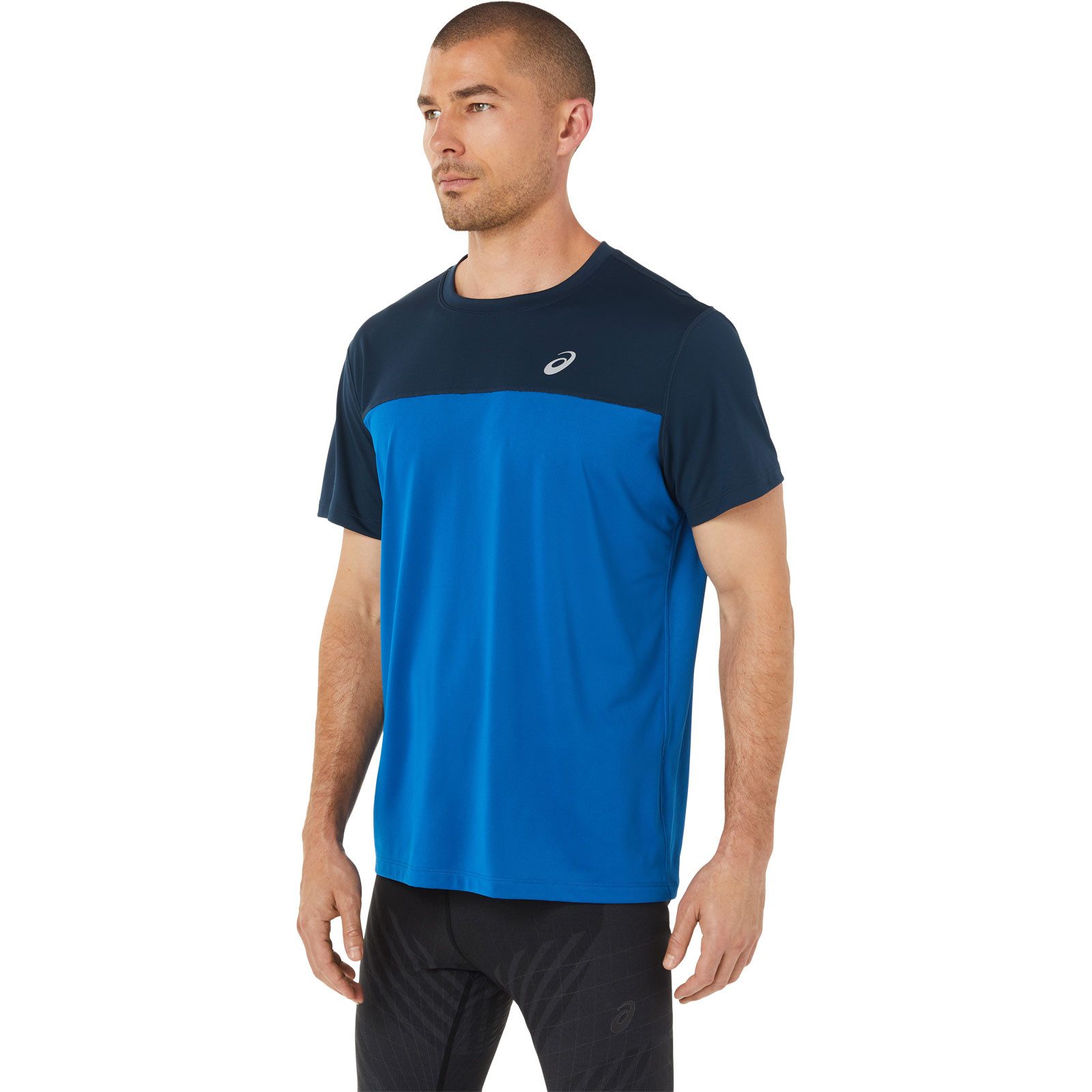 Asics Laufshirt RACE Short Sleeve Top Men 2011C239-400 kühles und angenehmes Tragegefühl