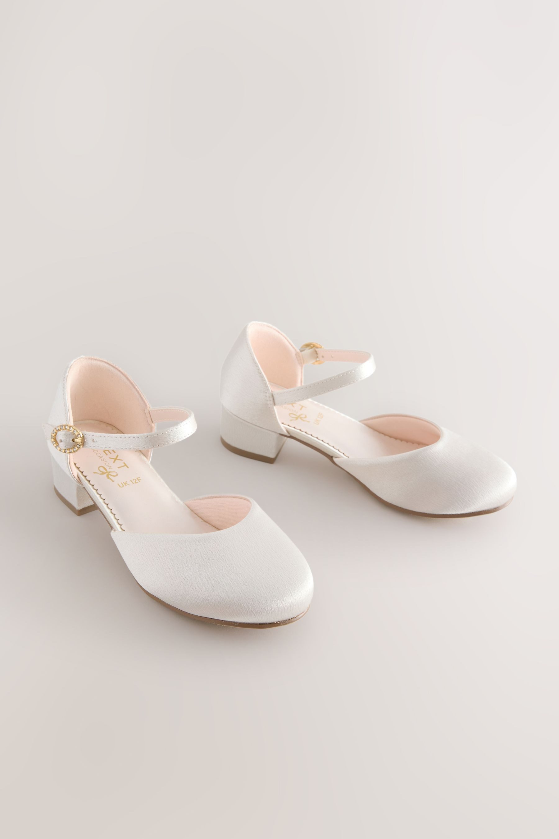 Next Festliche Schuhe mit niedrigem Absatz Sandalette (1-tlg)