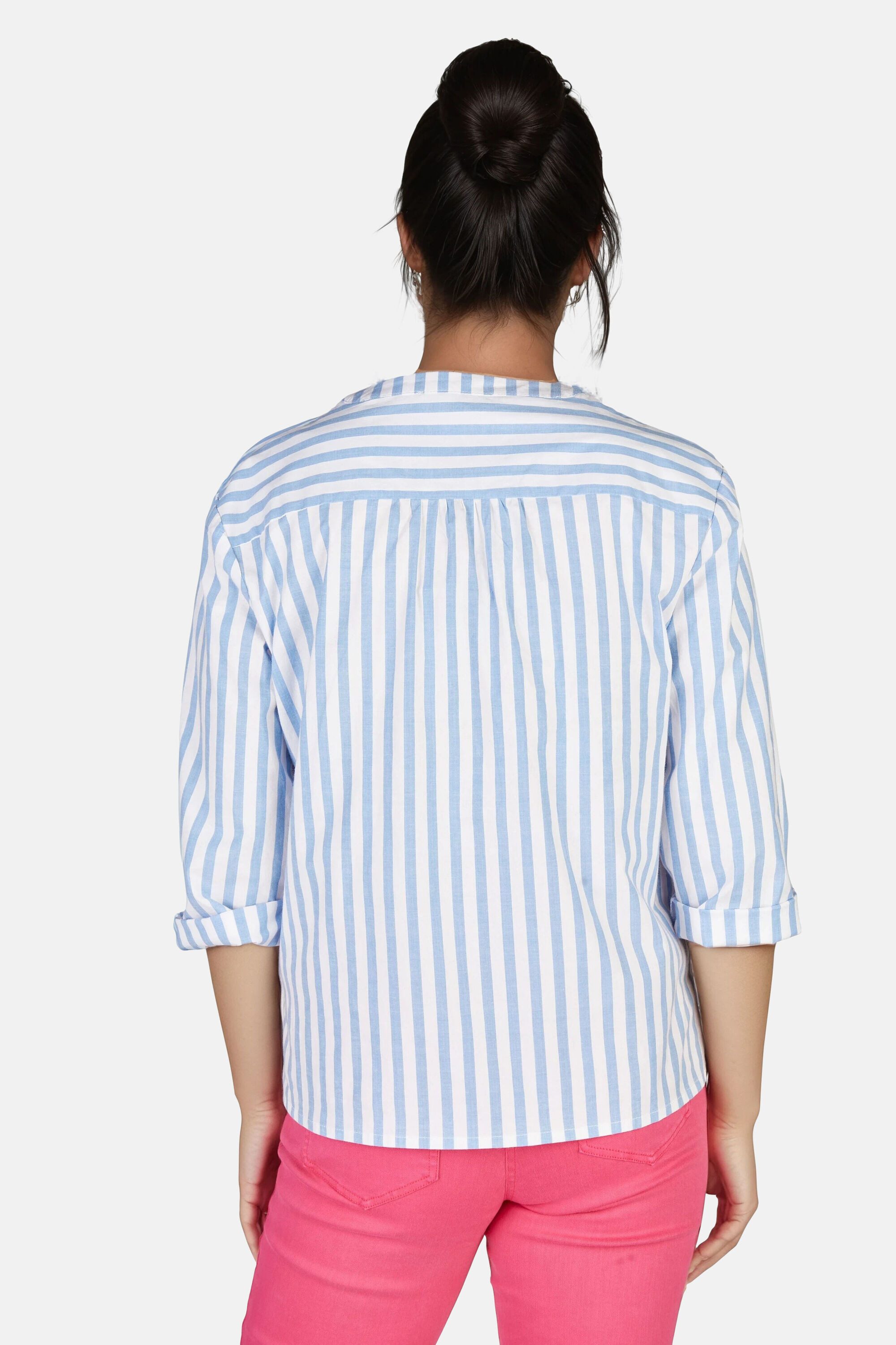 NAVIGAZIONE Print-Shirt (1-tlg) farbenfrohes, aufwendig gesticktes Blumenmotiv