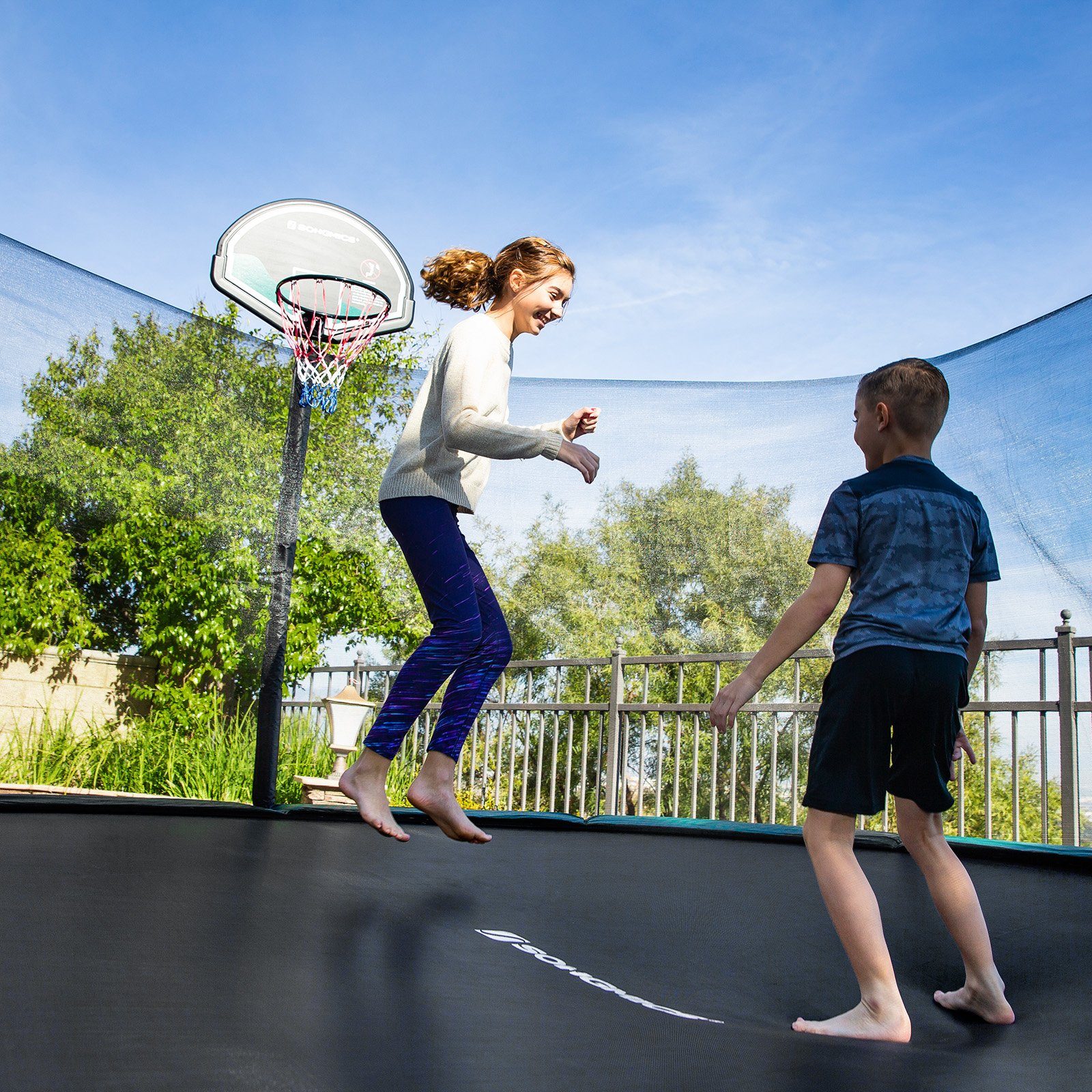 SONGMICS Hochsprungmatte Sprungtuch für Trampolin, Sprungmatte, Trampolinzubehör, schwarz, Durchmesser 263 cm, für Ø 305 cm runde Trampoline, mit 64 Ösen