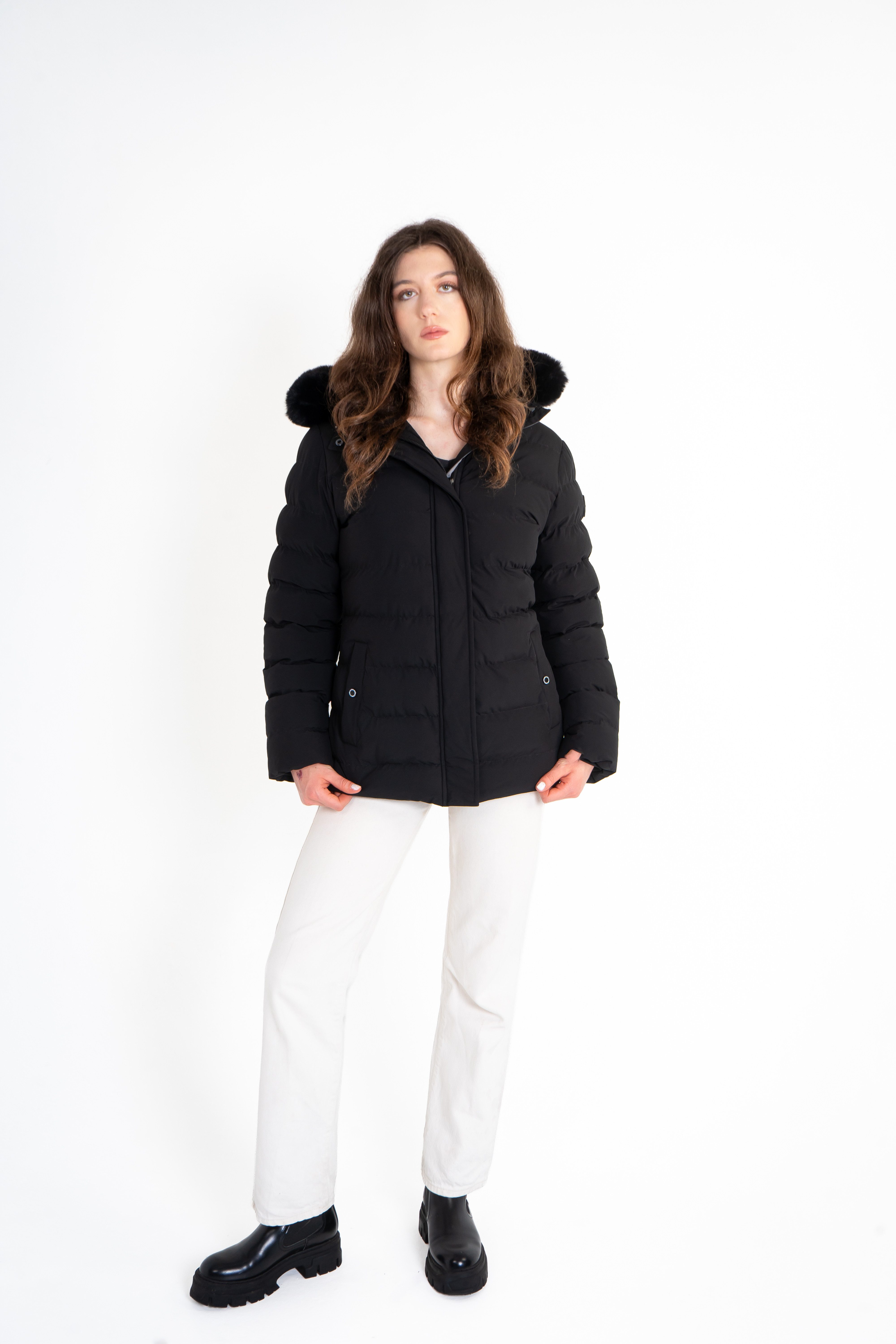Shorai Steppjacke mit Teddyfell-Futter Kapuze mit abnehmbaren Fellimitat-Kragen