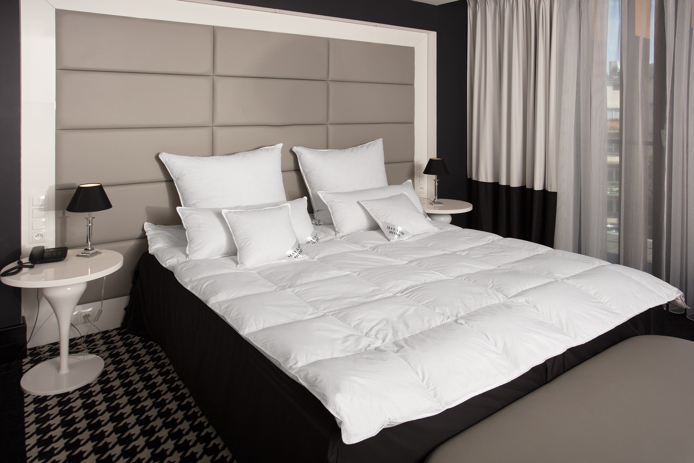 Mayaadi Home Baumwollbettdecke HS39 Decke 155x220 cm 1400 Gramm Daunendecke Bettdecke 70% Daunen 30%, Füllung: 70% Daunen, 30% Federn, Bezug: Baumwolle