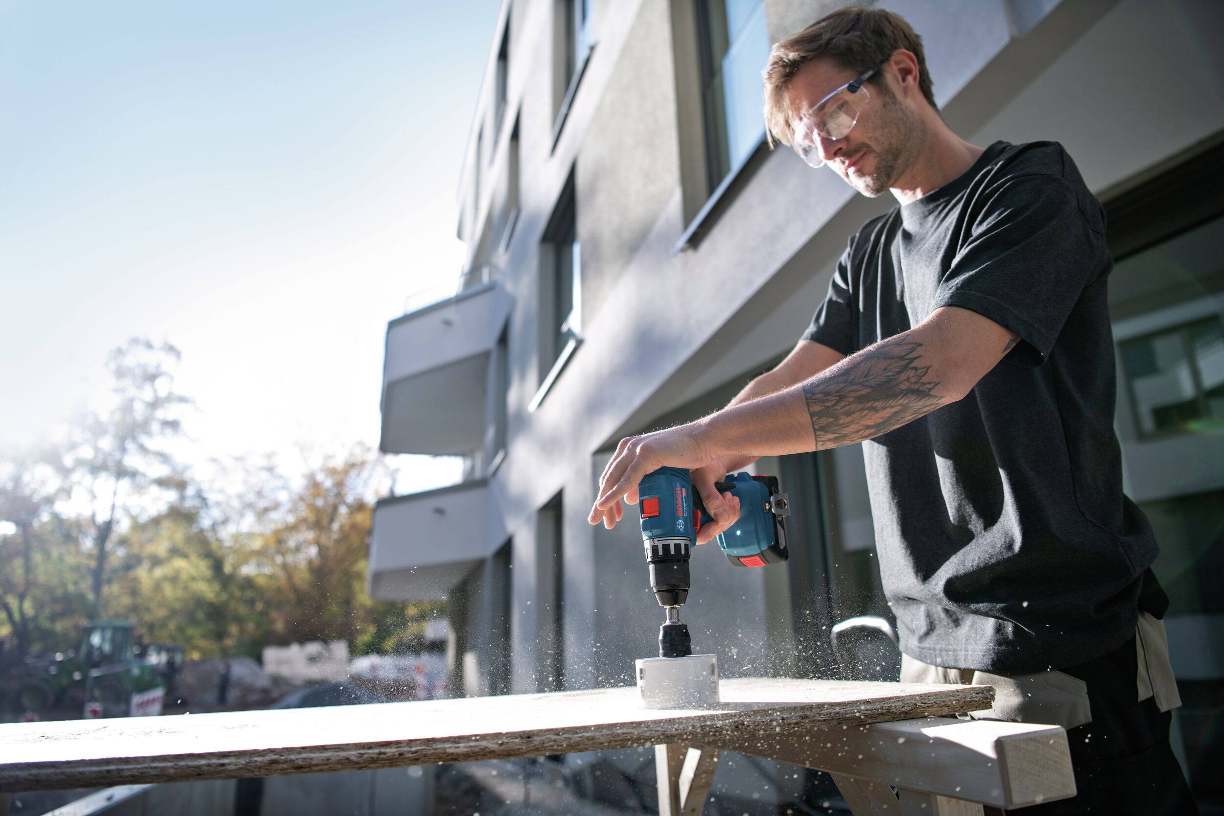 BOSCH Akku-Bohrschrauber GSR 18V-45, 18 V, Mit 2x Akku 2 Ah - in L-BOXX 136