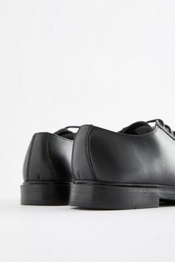 Next Schuhe aus Leder mit eckiger Zehenpartie Schnürschuh (1-tlg)