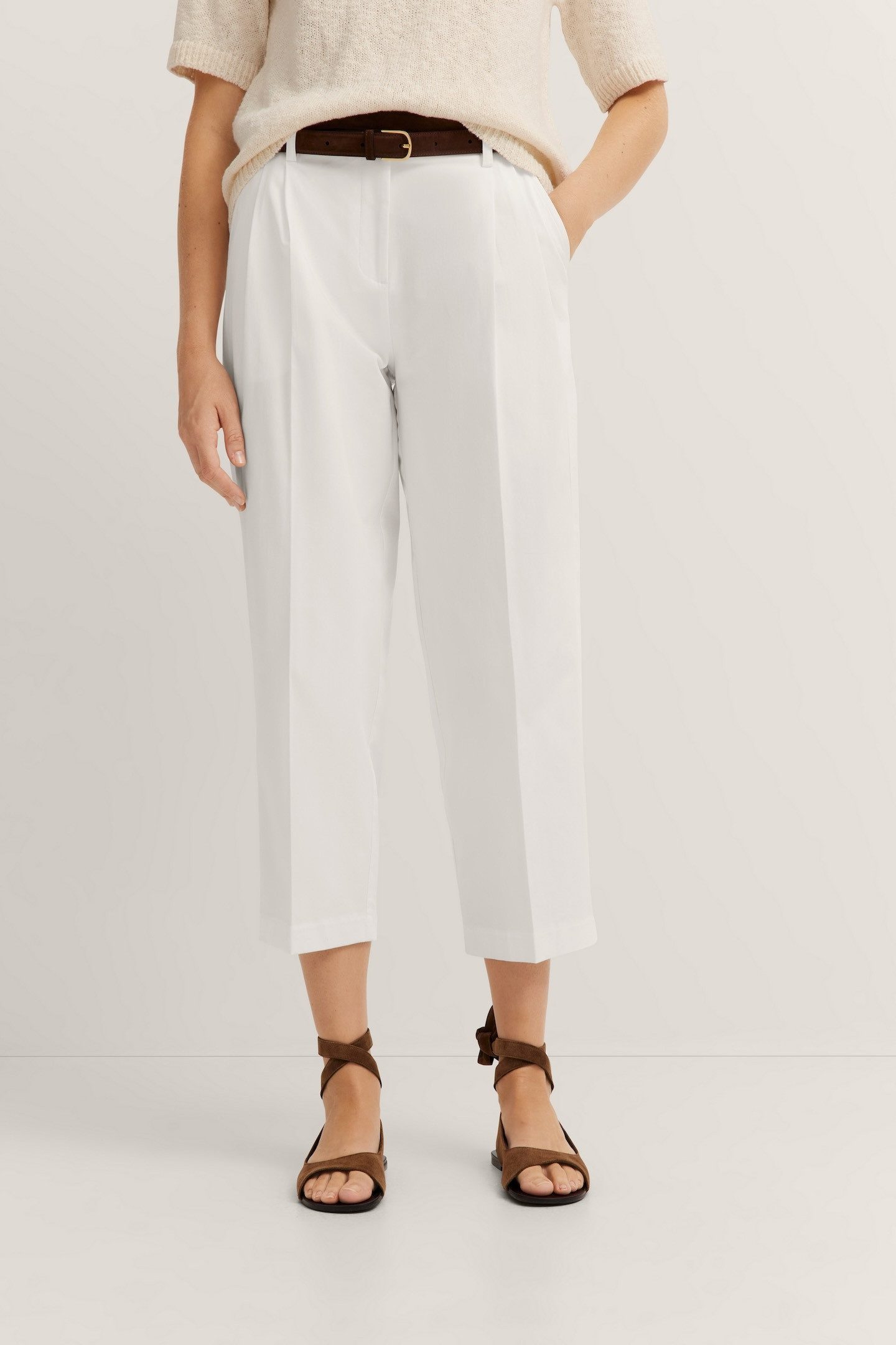 bugatti Chinohose mit Bundfalte