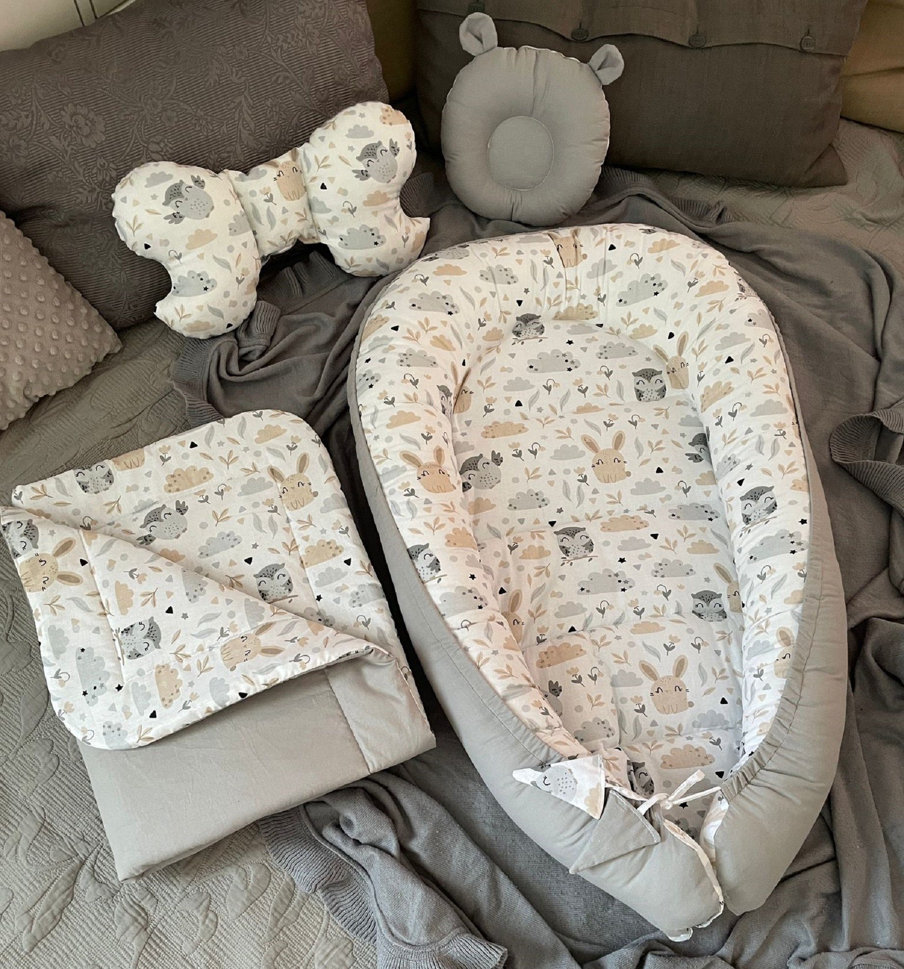 Loolay Bettnestchen Babynest SET HASE Beige-Weiß/ Baumwolle Grau Hangenähnt, (4 Jahreszeiten Kuschelnest Reisebett BABYNEST SET, Premium Babyausstattung: Nestchen, 80x100 Babydecke, Kissen), LOOLAY® - 100% Europäische Stoffe und Kleinserien-Nähen!