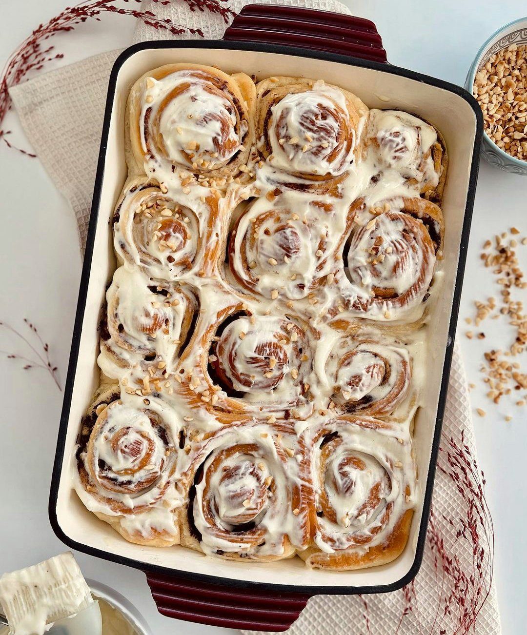 Mahlzeit Auflaufform Gusseisen Auflaufform eckig 3,8 Liter, Dark Cherry, Induktion, Gusseisen