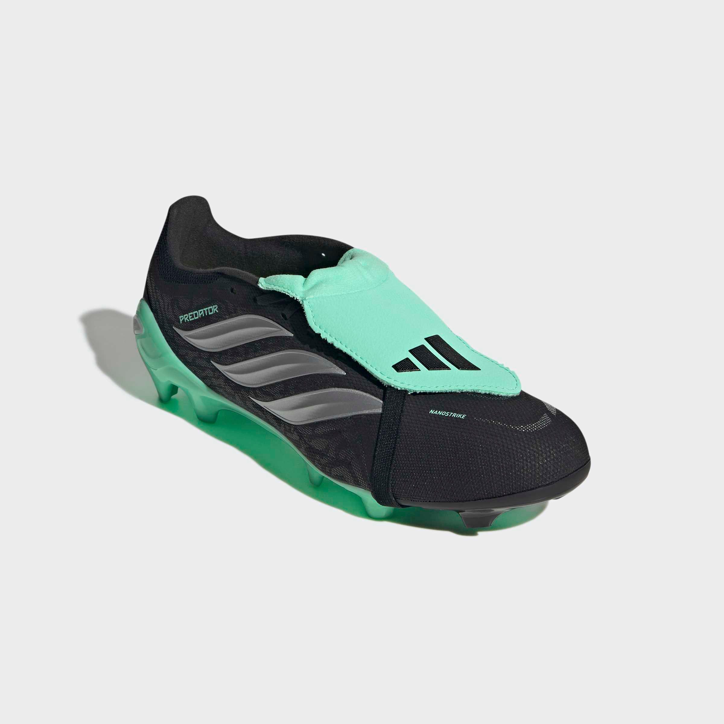 adidas Performance PREDATOR LEAGUE, FESTE BÖDEN, UMSCHLAGBARE ZUNGE Fußballschuh für Rasen und feste Böden, gespielt bei der Weltmeisterschaft 2026