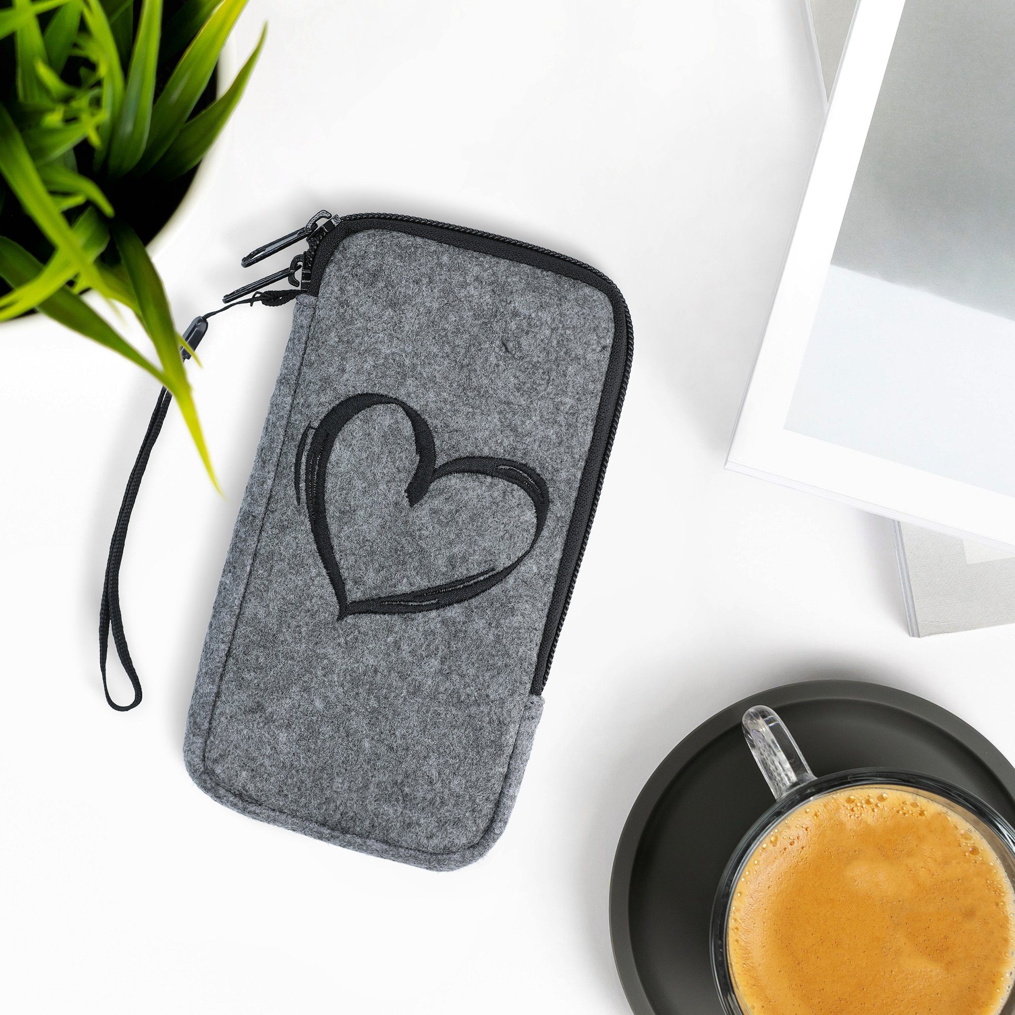 kwmobile Handytasche Handytasche für Smartphones XL - 6,7/6,8" (1-tlg), Handy Filztasche - Innenmaße