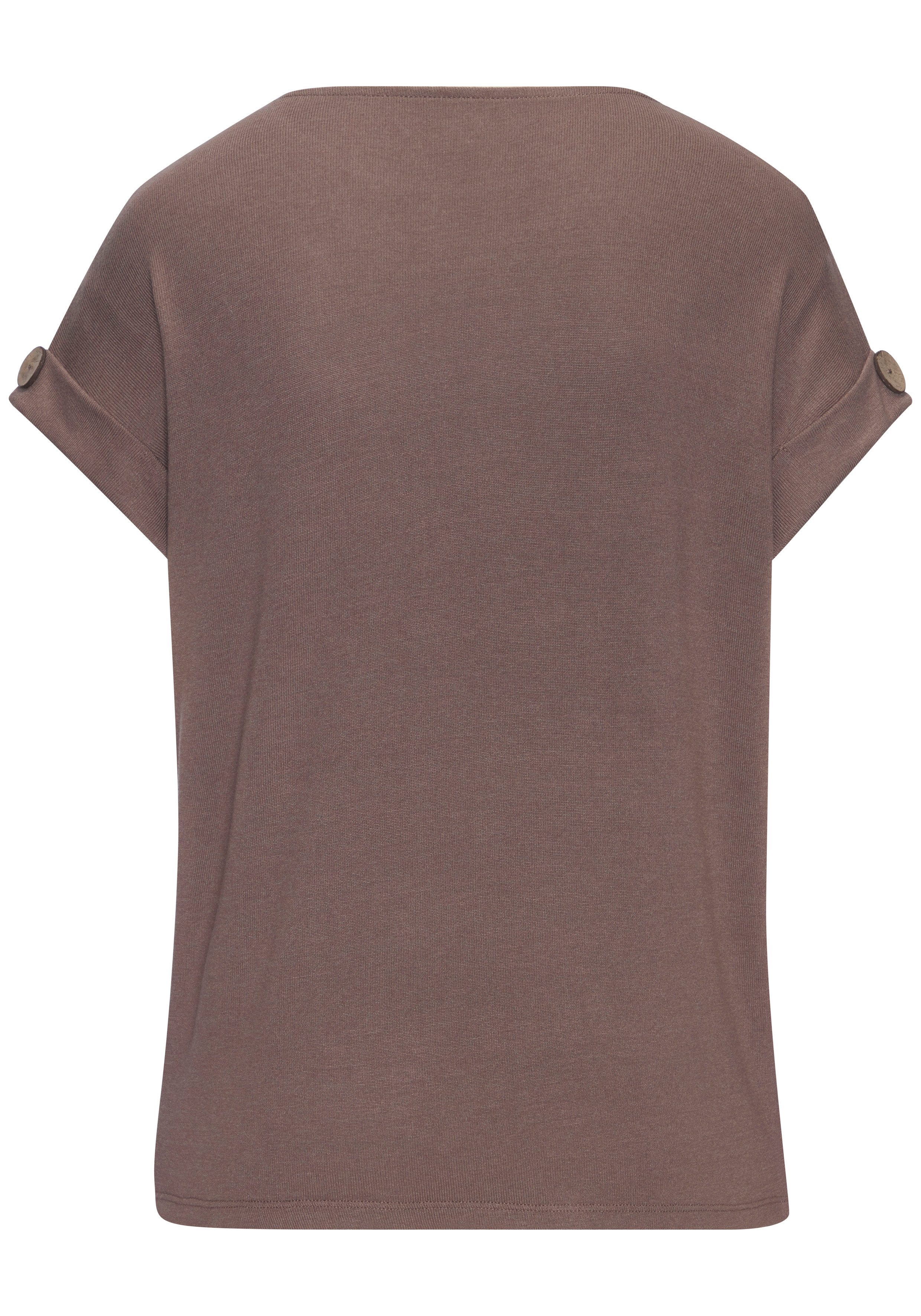 LASCANA Kurzarmshirt mit Knopfdetail am Ärmelabschluss aus weichem Viskose-Feinstrick