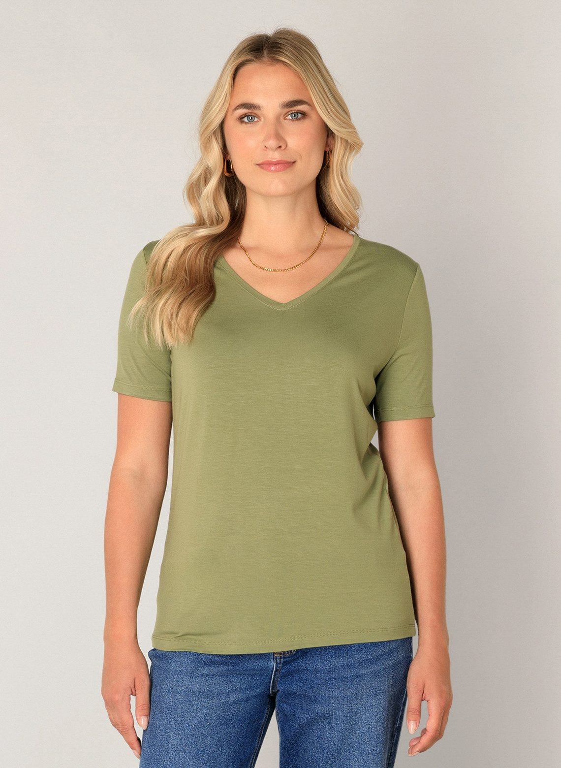 Base Level T-Shirt Yanic mit V-Ausschnitt günstig online kaufen