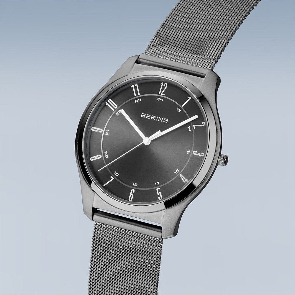 Bering Quarzuhr Bering Ultra Slim grau poliert/gebürstet 18340-377 18340-377, Hochwertiges Produkt mit zeitlosem Design, sorgfältiger Verarbeitung